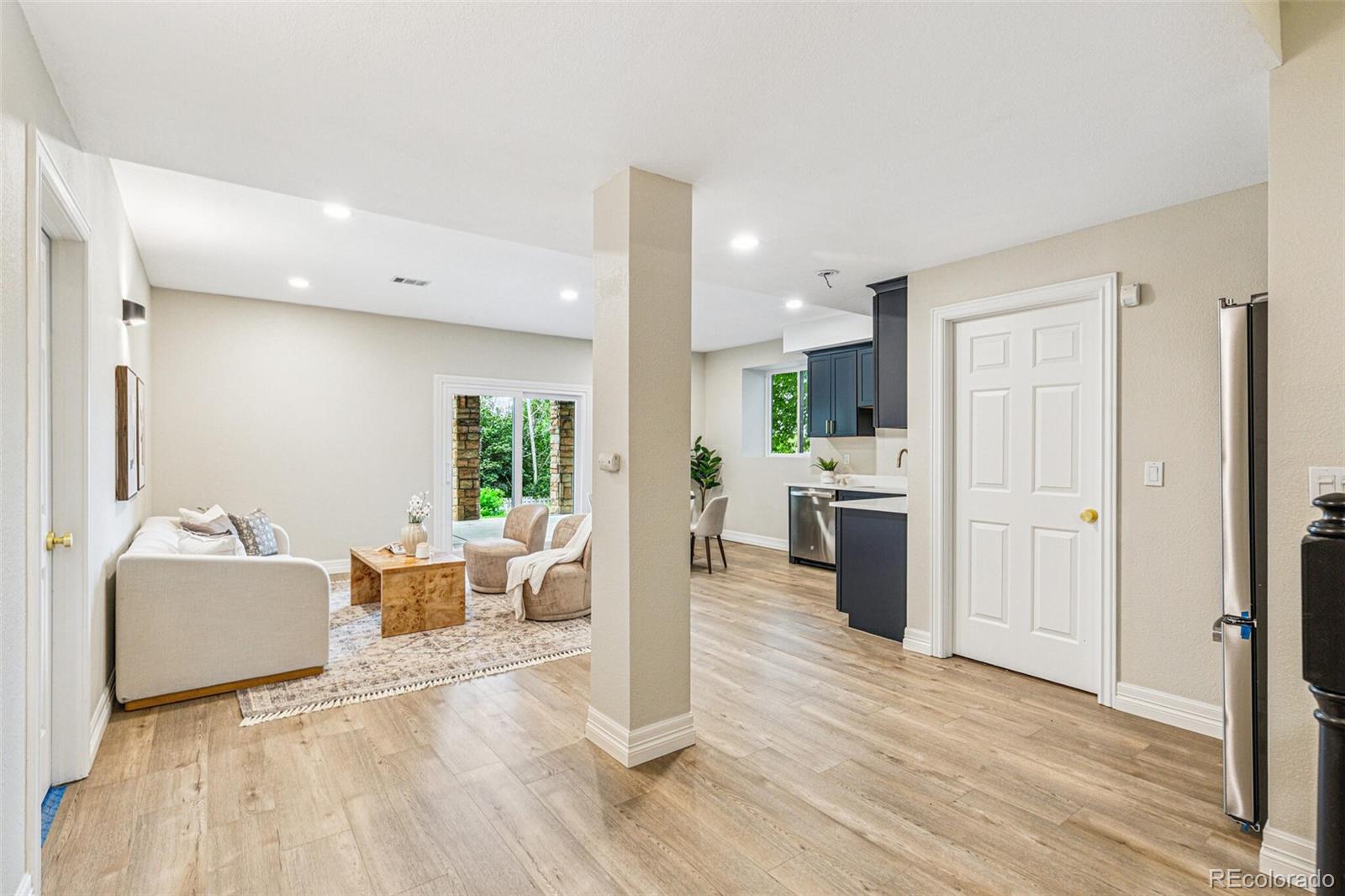 MLS Image #41 for 20214 e lake circle,centennial, Colorado