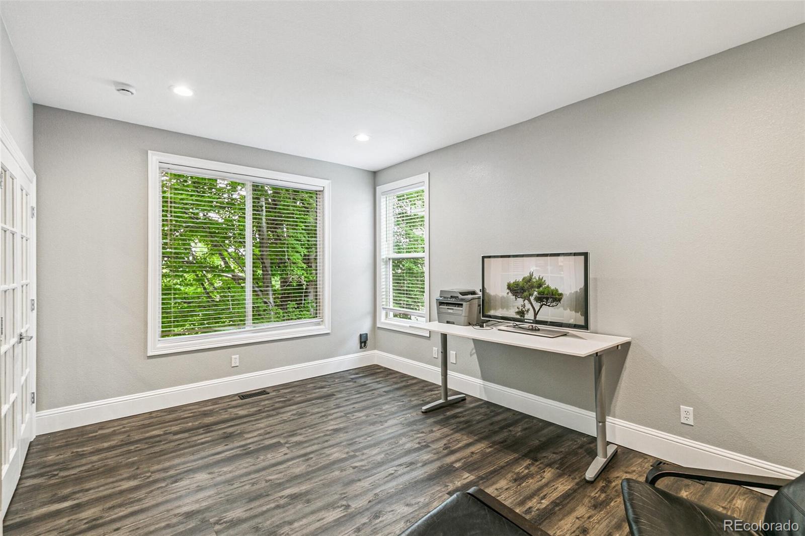 MLS Image #43 for 20214 e lake circle,centennial, Colorado