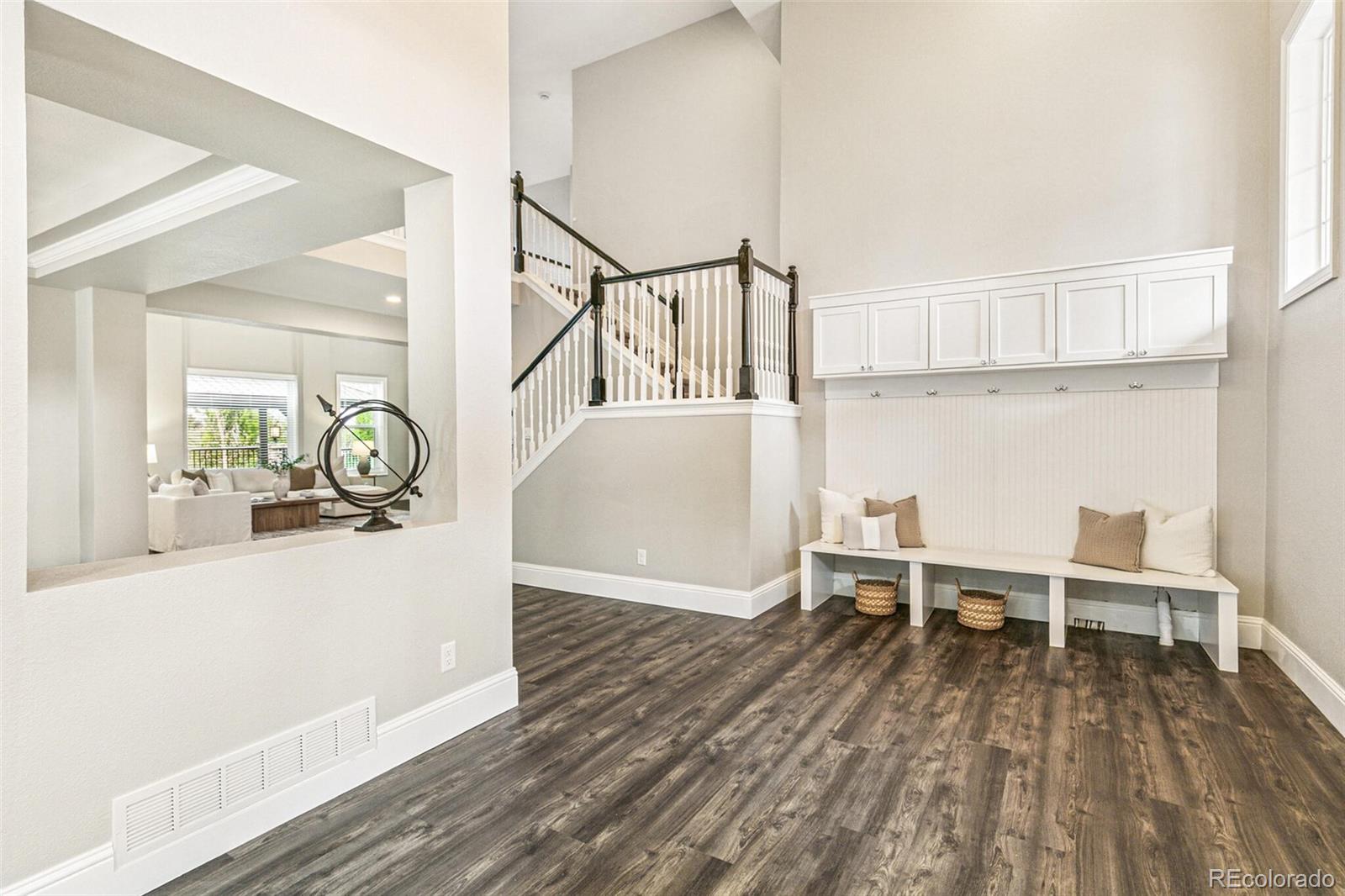 MLS Image #5 for 20214 e lake circle,centennial, Colorado