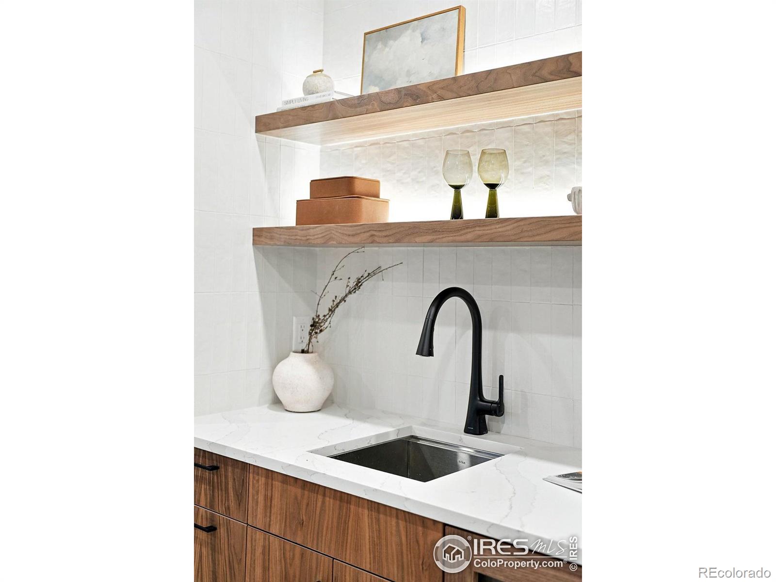 MLS Image #10 for 7312  island circle,boulder, Colorado