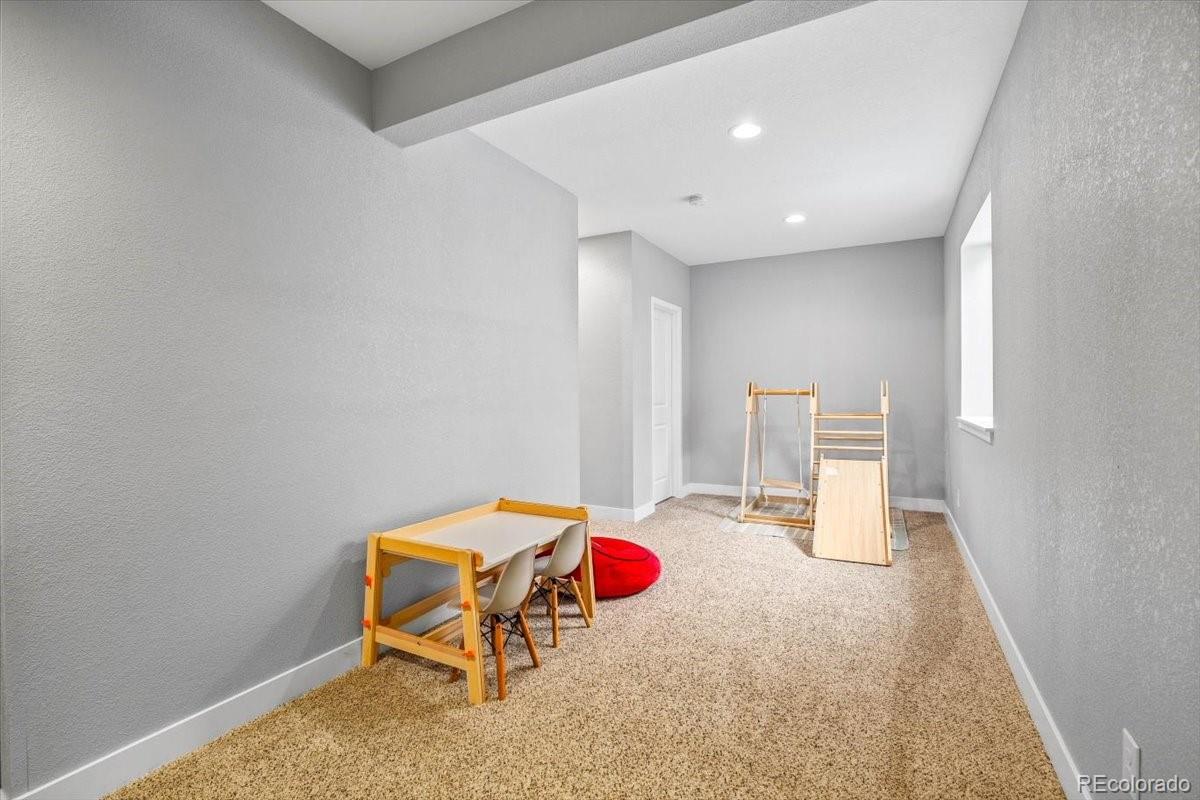 MLS Image #17 for 293 s 3rd avenue,deer trail, Colorado
