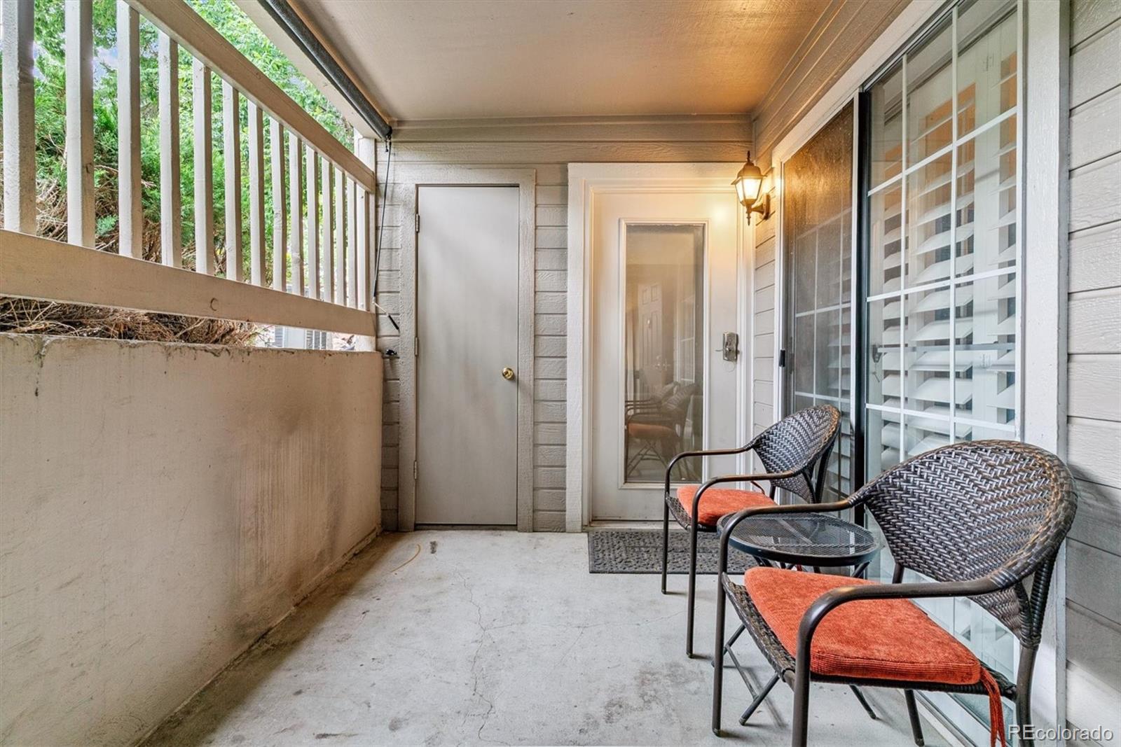 MLS Image #14 for 9212 e arbor circle,englewood, Colorado