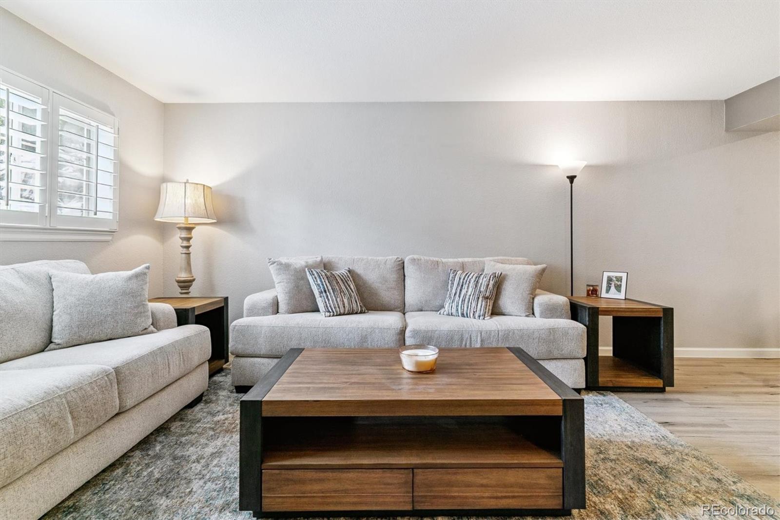 MLS Image #5 for 9212 e arbor circle,englewood, Colorado