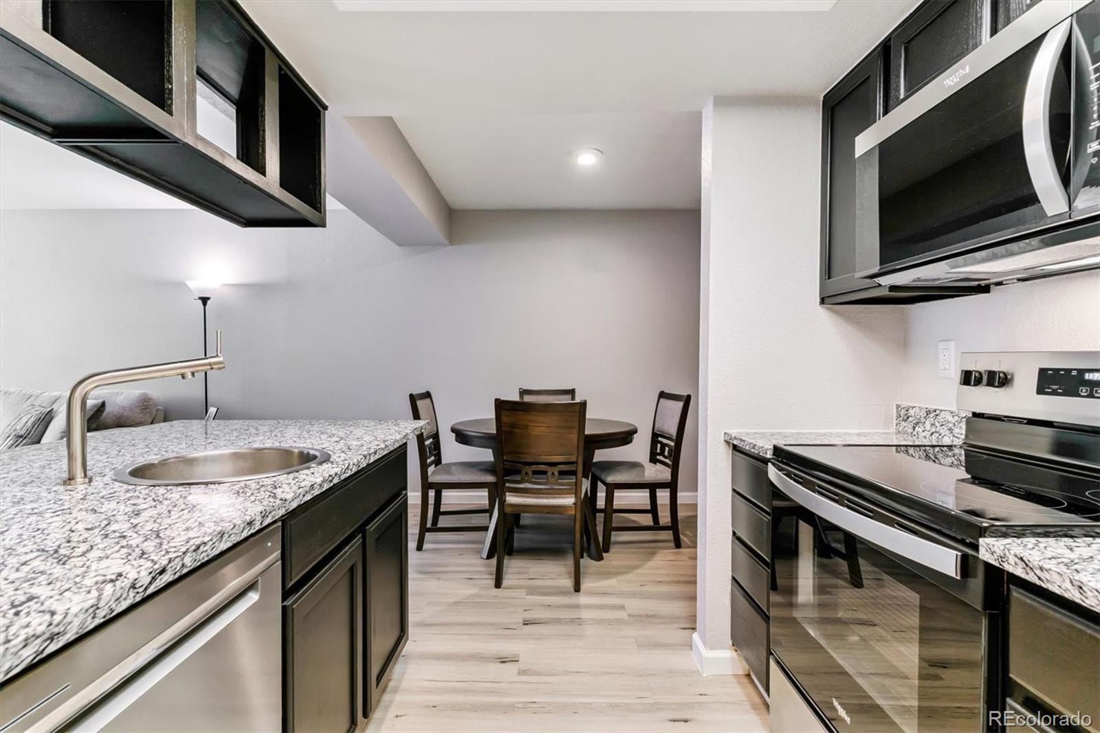 MLS Image #8 for 9212 e arbor circle,englewood, Colorado