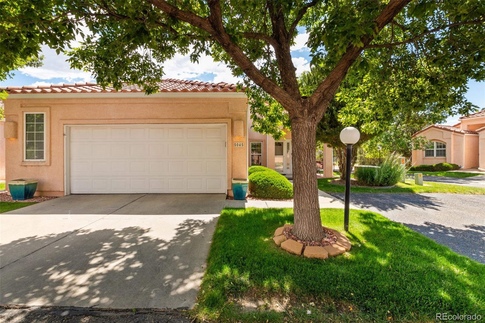 MLS Image #2 for 5045  vista del sol point,colorado springs, Colorado