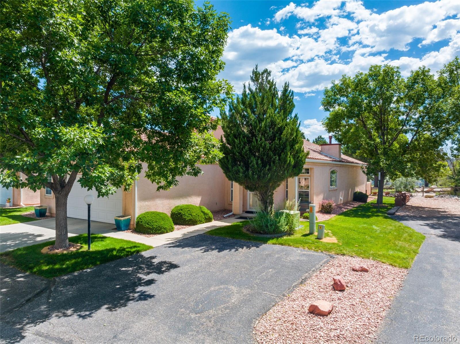 MLS Image #3 for 5045  vista del sol point,colorado springs, Colorado