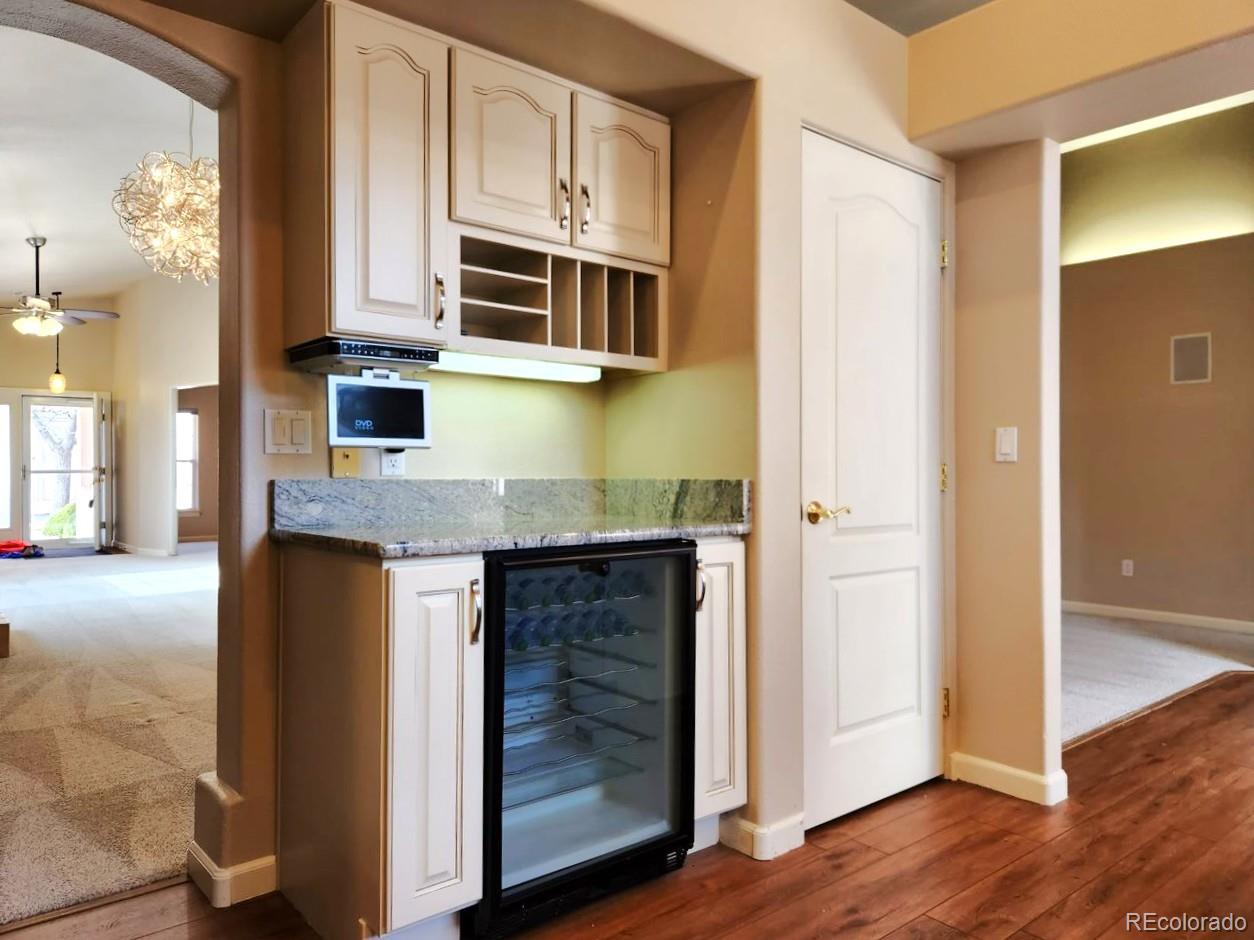 MLS Image #7 for 5045  vista del sol point,colorado springs, Colorado