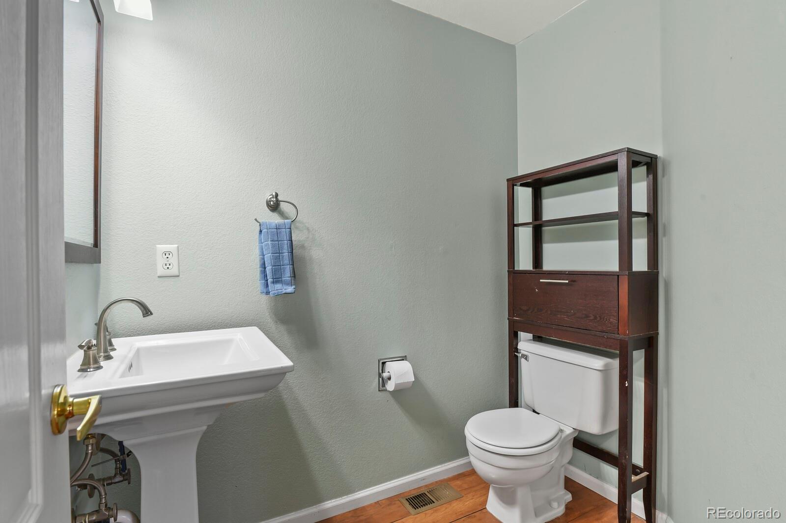 MLS Image #16 for 19976 e williamette lane,centennial, Colorado