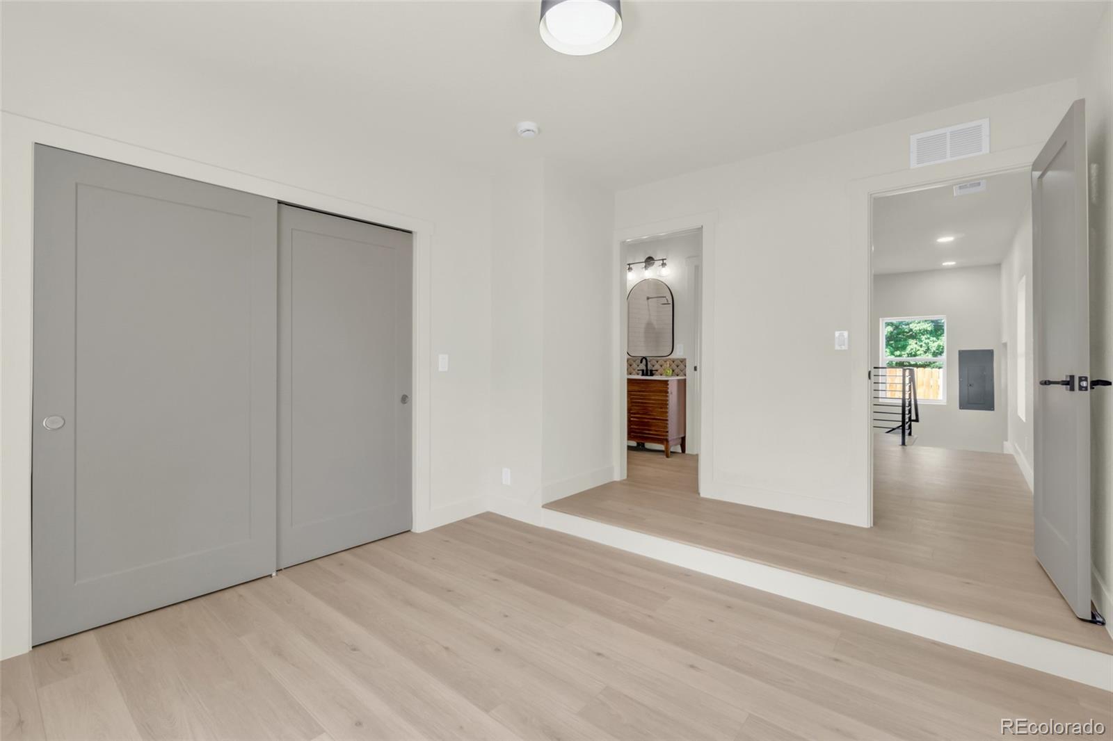 MLS Image #21 for 4569 w 52nd avenue,denver, Colorado