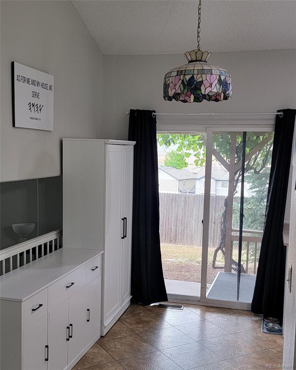 MLS Image #5 for 3828 s rome way,aurora, Colorado