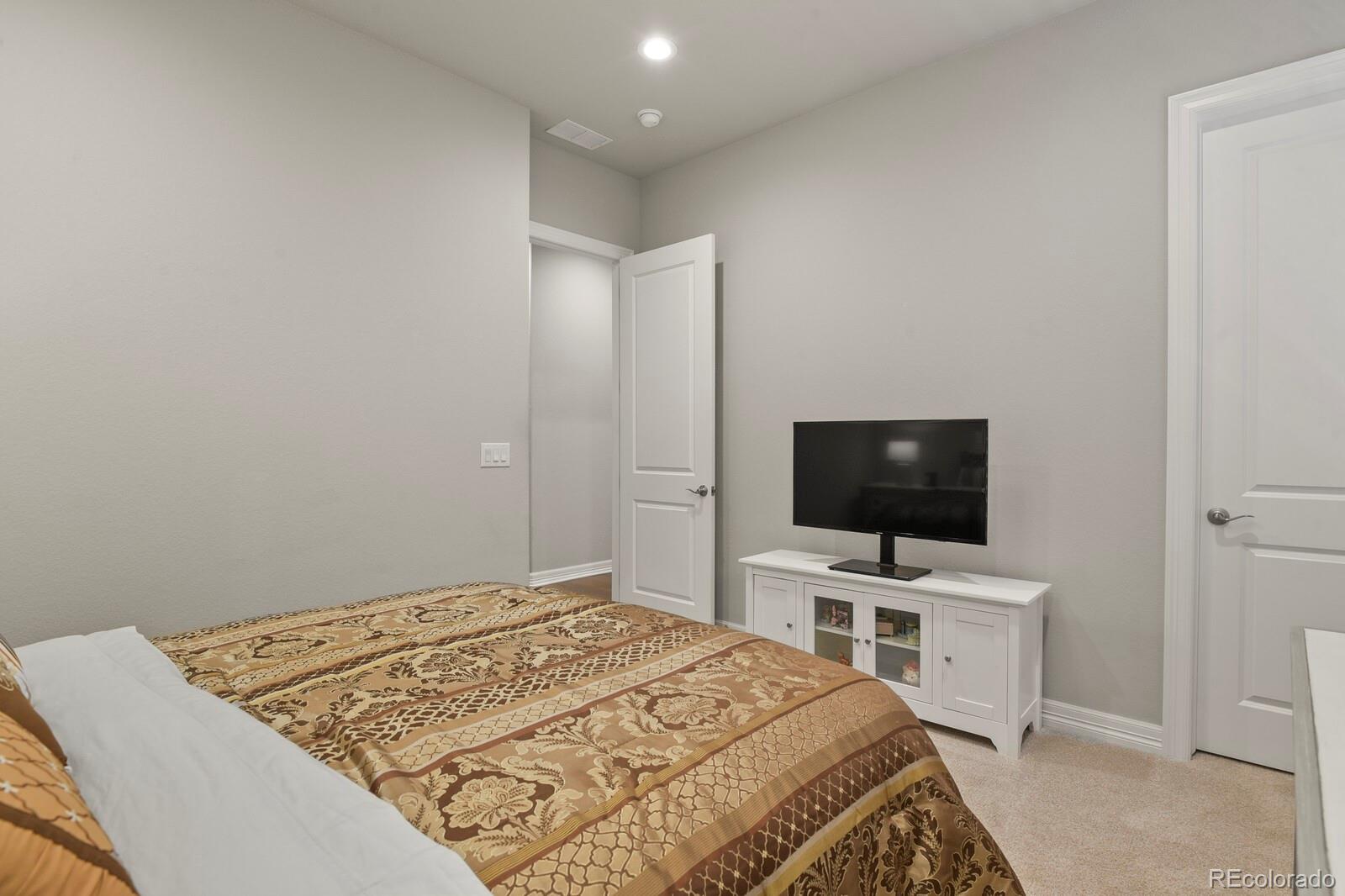 MLS Image #29 for 21972 e allenspark drive,aurora, Colorado