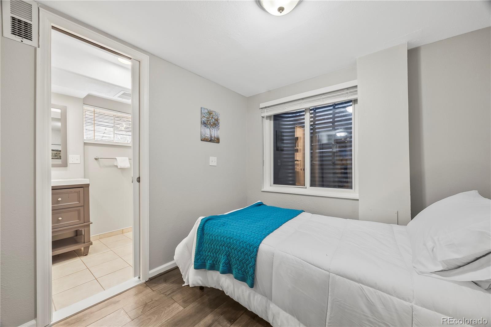 MLS Image #25 for 13410 e 13th place,aurora, Colorado