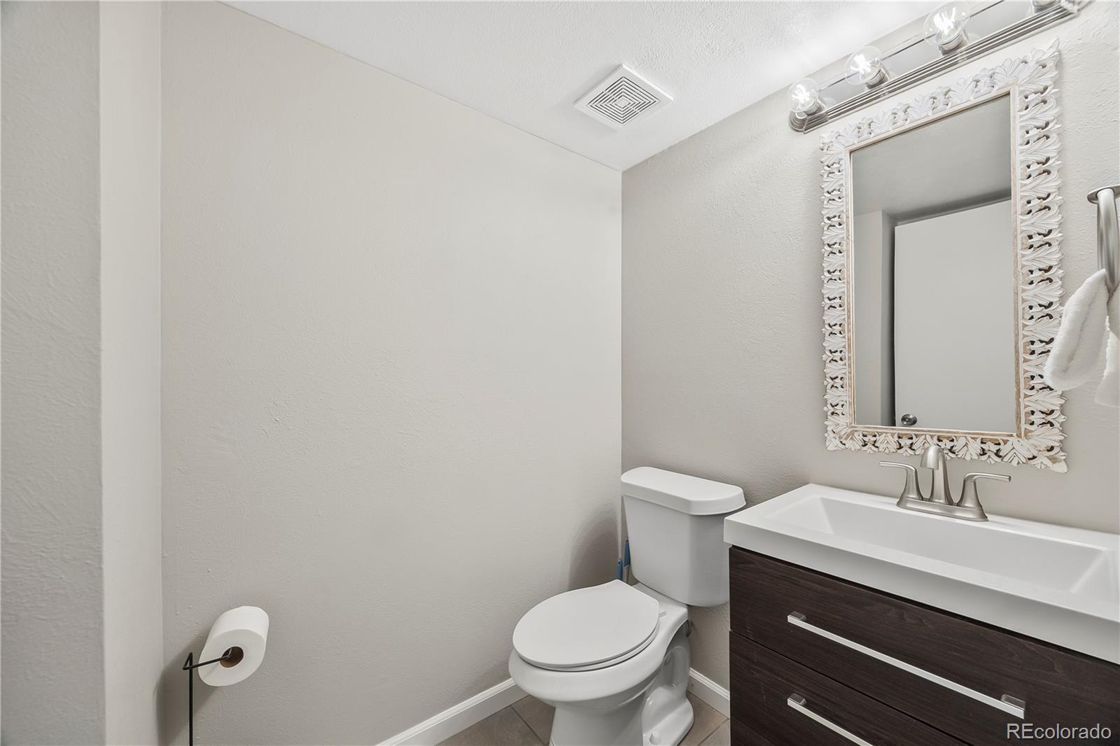 MLS Image #7 for 13410 e 13th place,aurora, Colorado