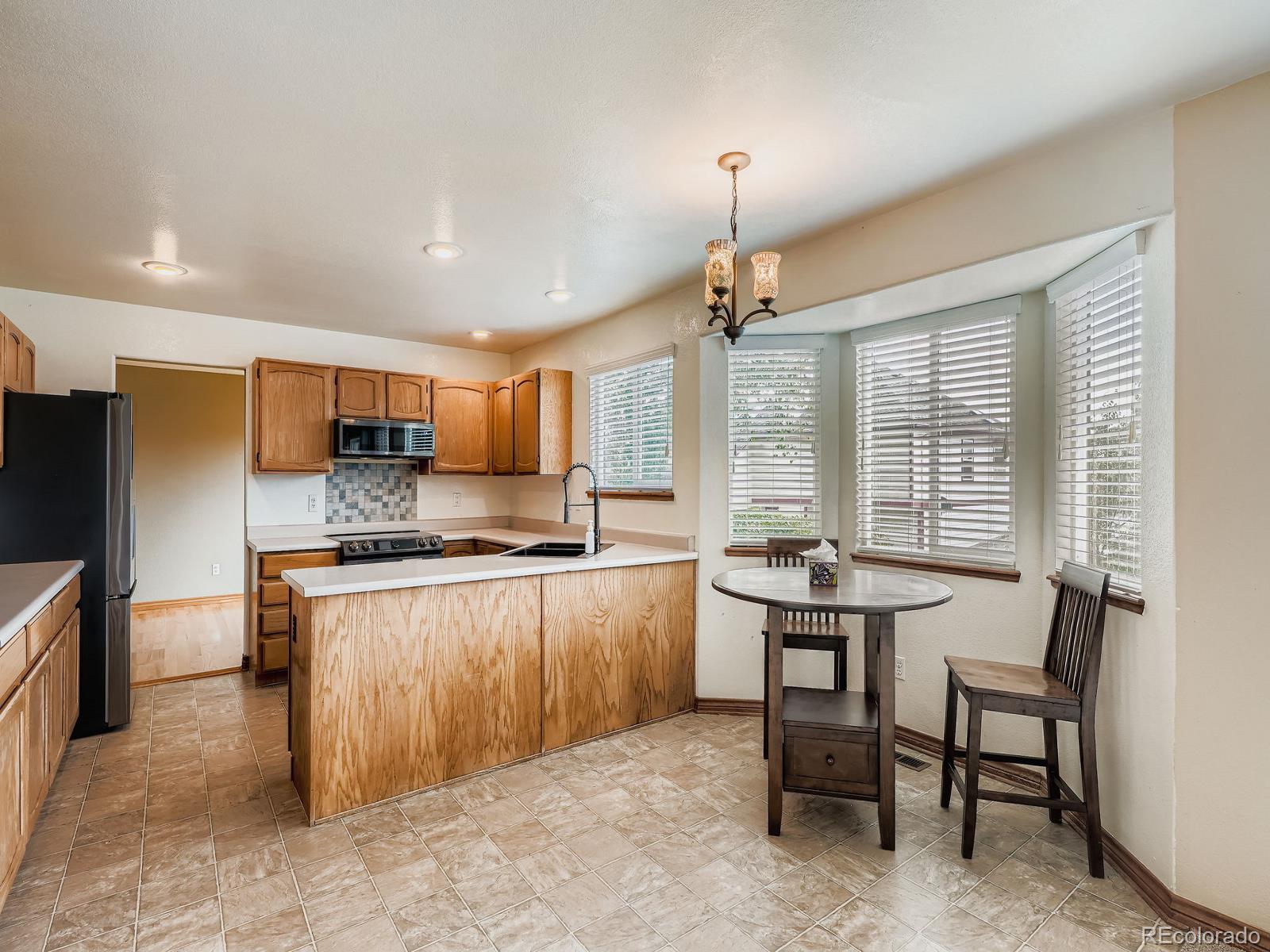 MLS Image #10 for 10636 w walker place,littleton, Colorado