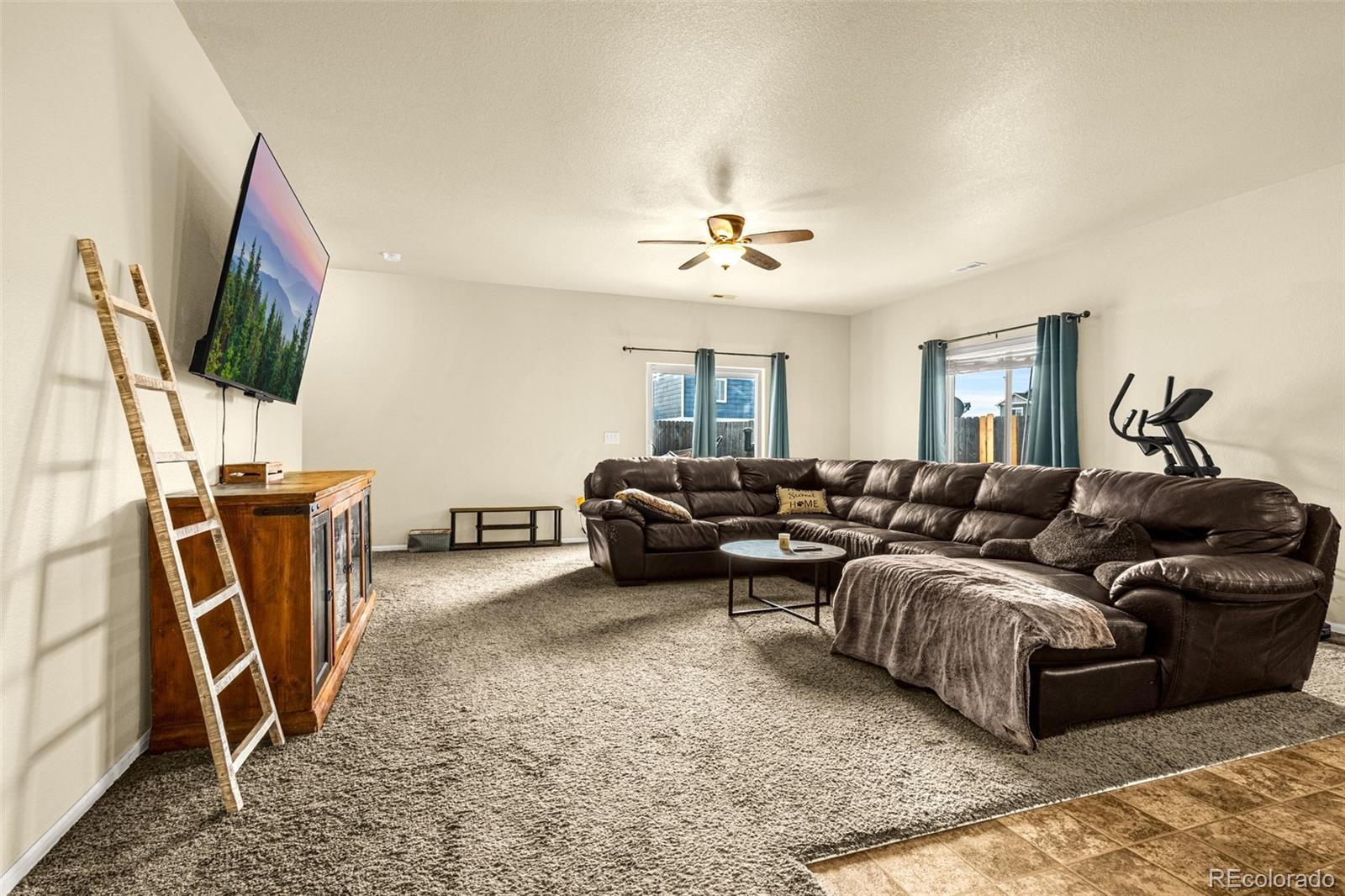 MLS Image #11 for 3681  desert willow lane,colorado springs, Colorado