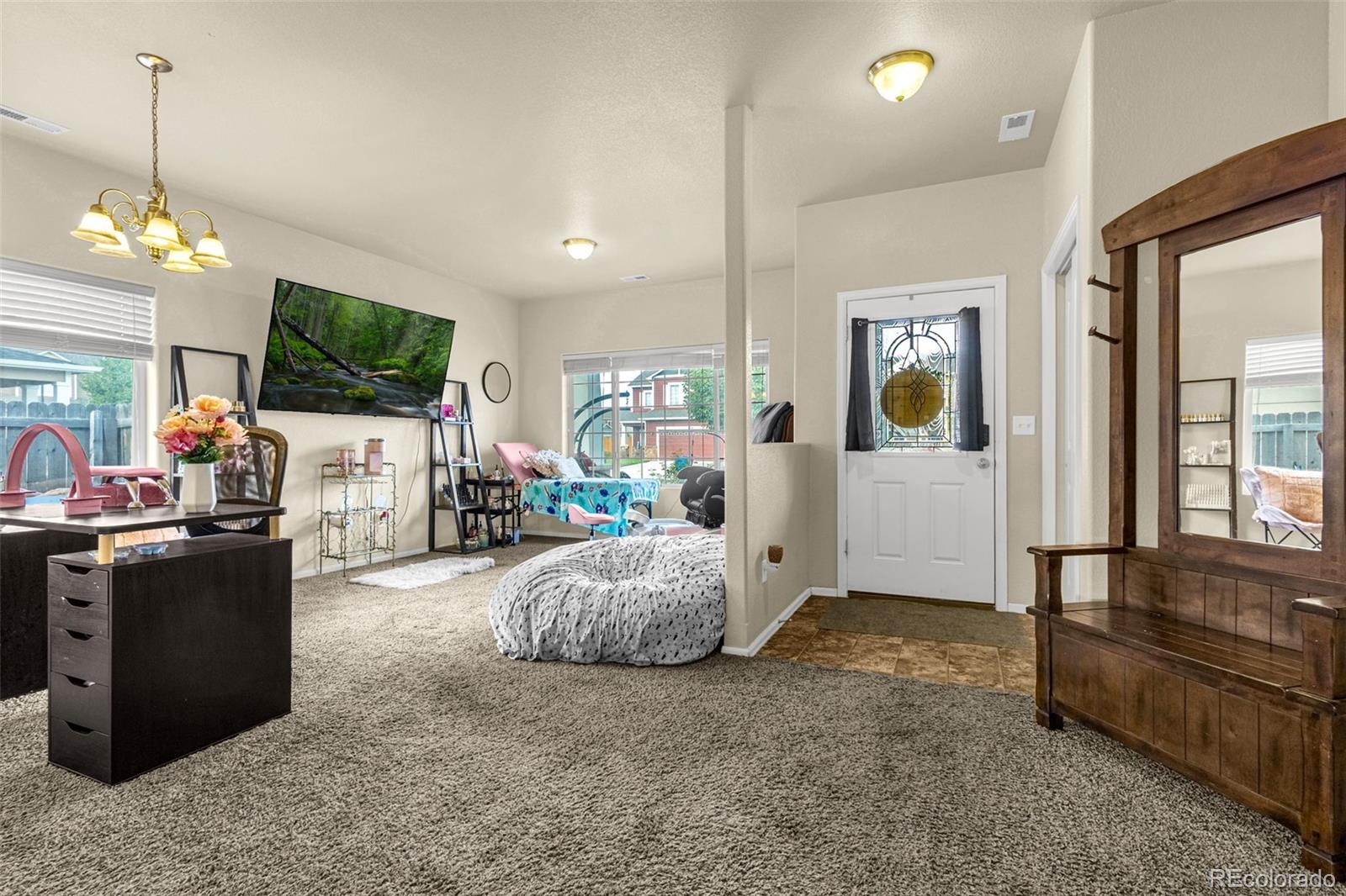MLS Image #3 for 3681  desert willow lane,colorado springs, Colorado