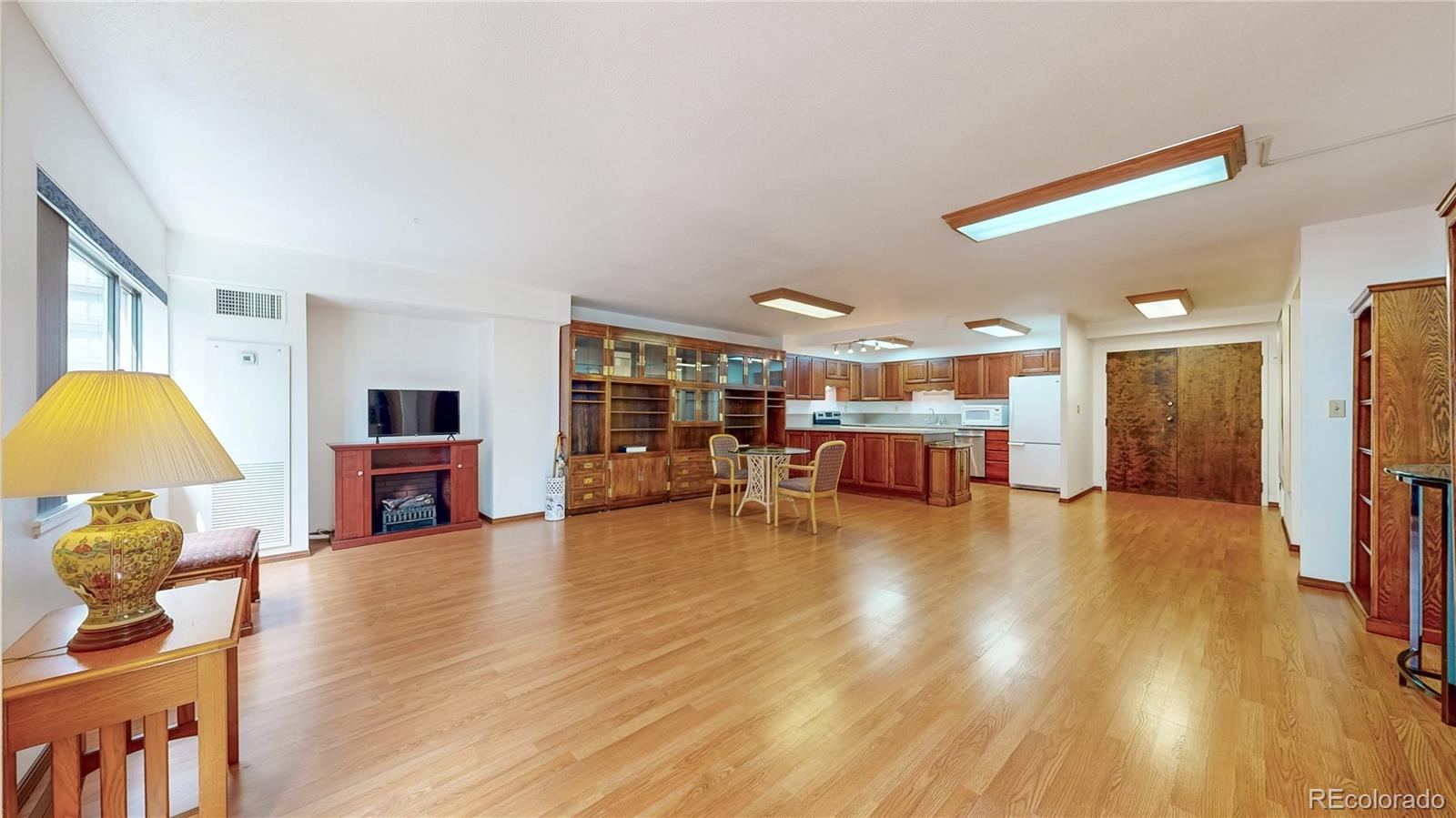 MLS Image #3 for 1551  larimer street,denver, Colorado