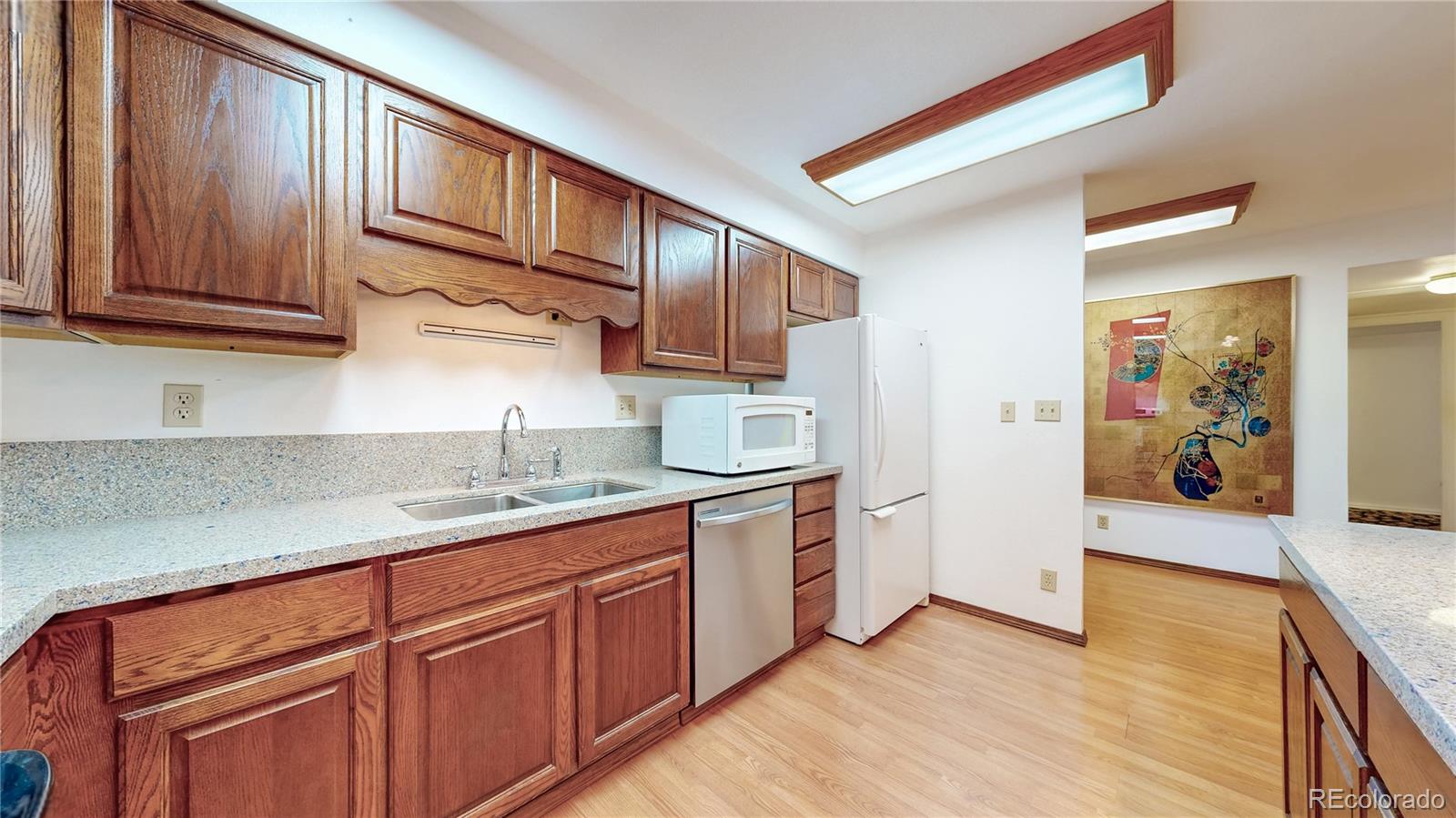 MLS Image #6 for 1551  larimer street,denver, Colorado