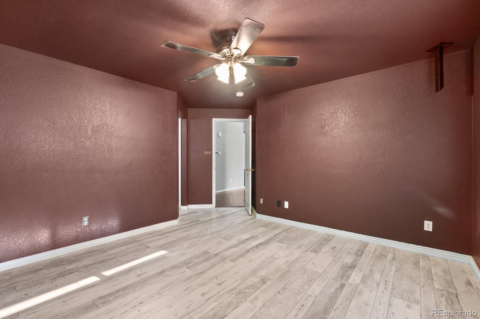 MLS Image #12 for 11384  oakland drive,henderson, Colorado