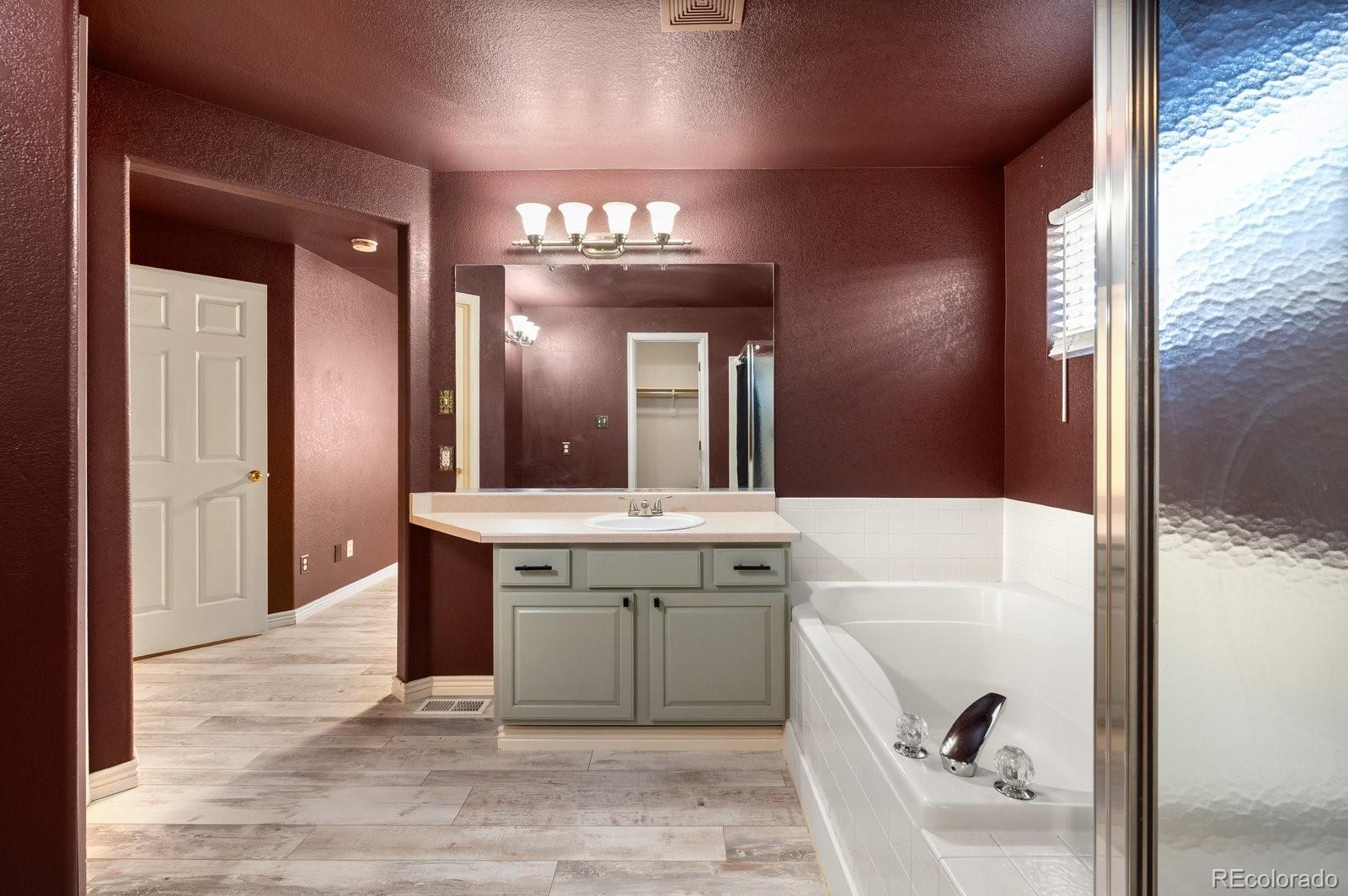 MLS Image #14 for 11384  oakland drive,henderson, Colorado