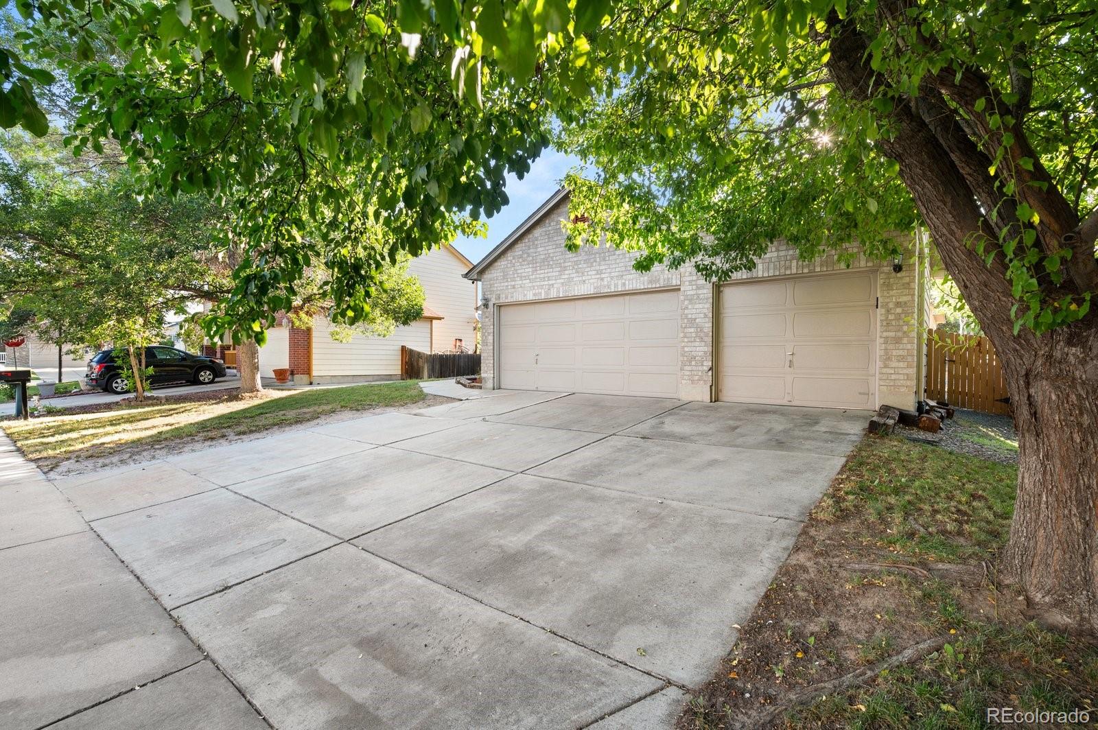 MLS Image #2 for 11384  oakland drive,henderson, Colorado