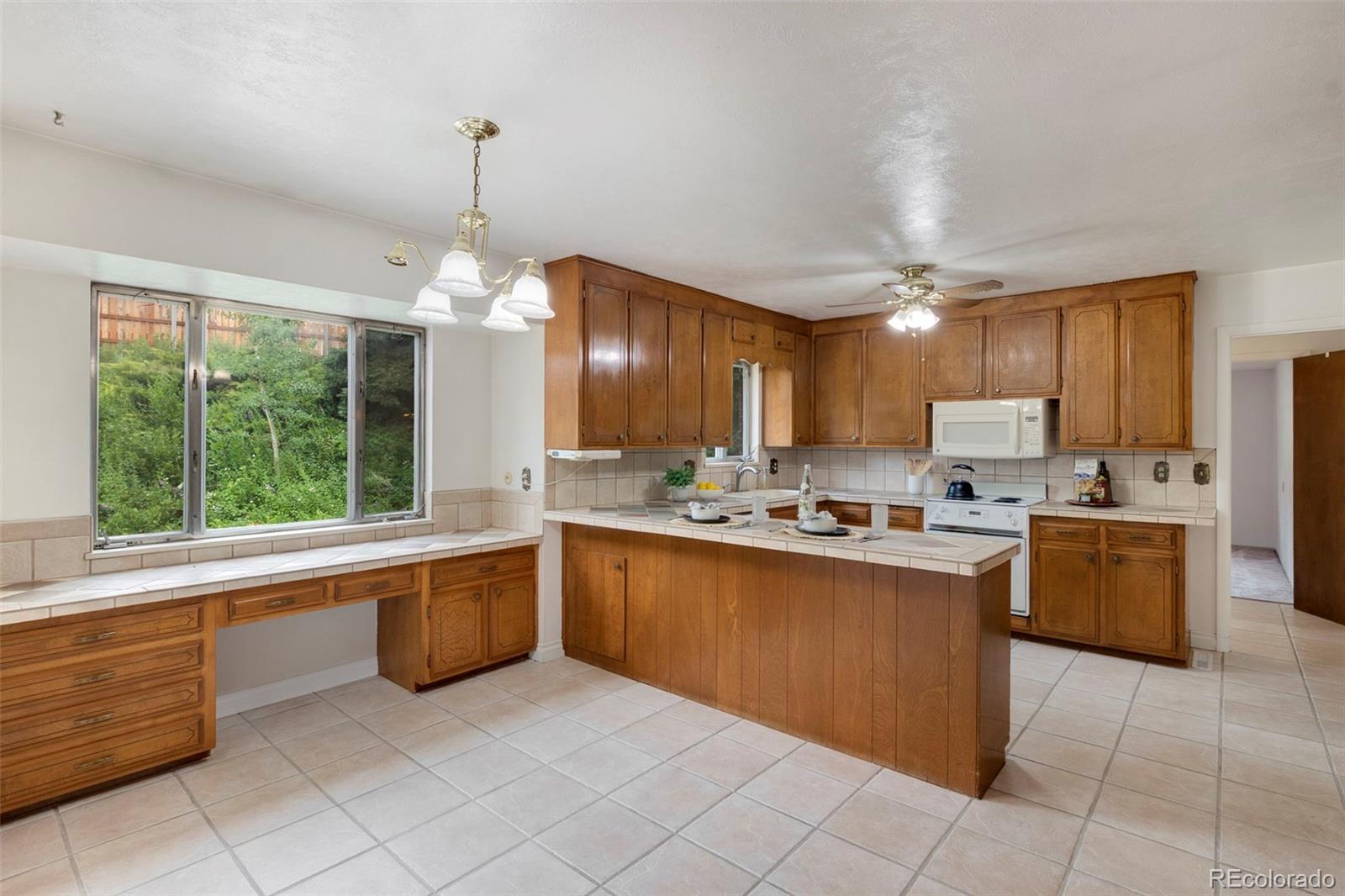 MLS Image #15 for 1900  brookwood drive,colorado springs, Colorado