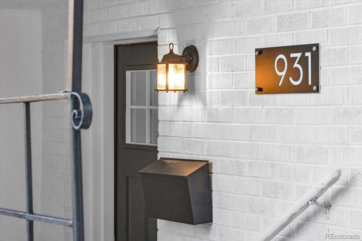MLS Image #17 for 931 n vrain street,denver, Colorado