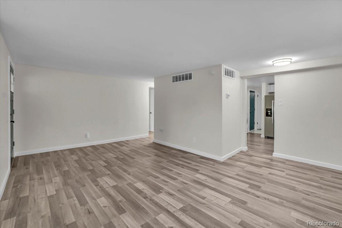 MLS Image #18 for 931 n vrain street,denver, Colorado