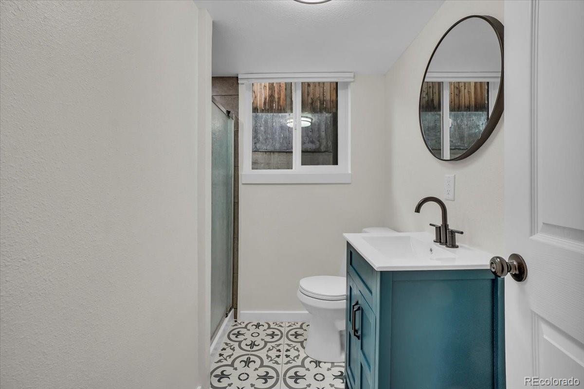 MLS Image #22 for 931 n vrain street,denver, Colorado