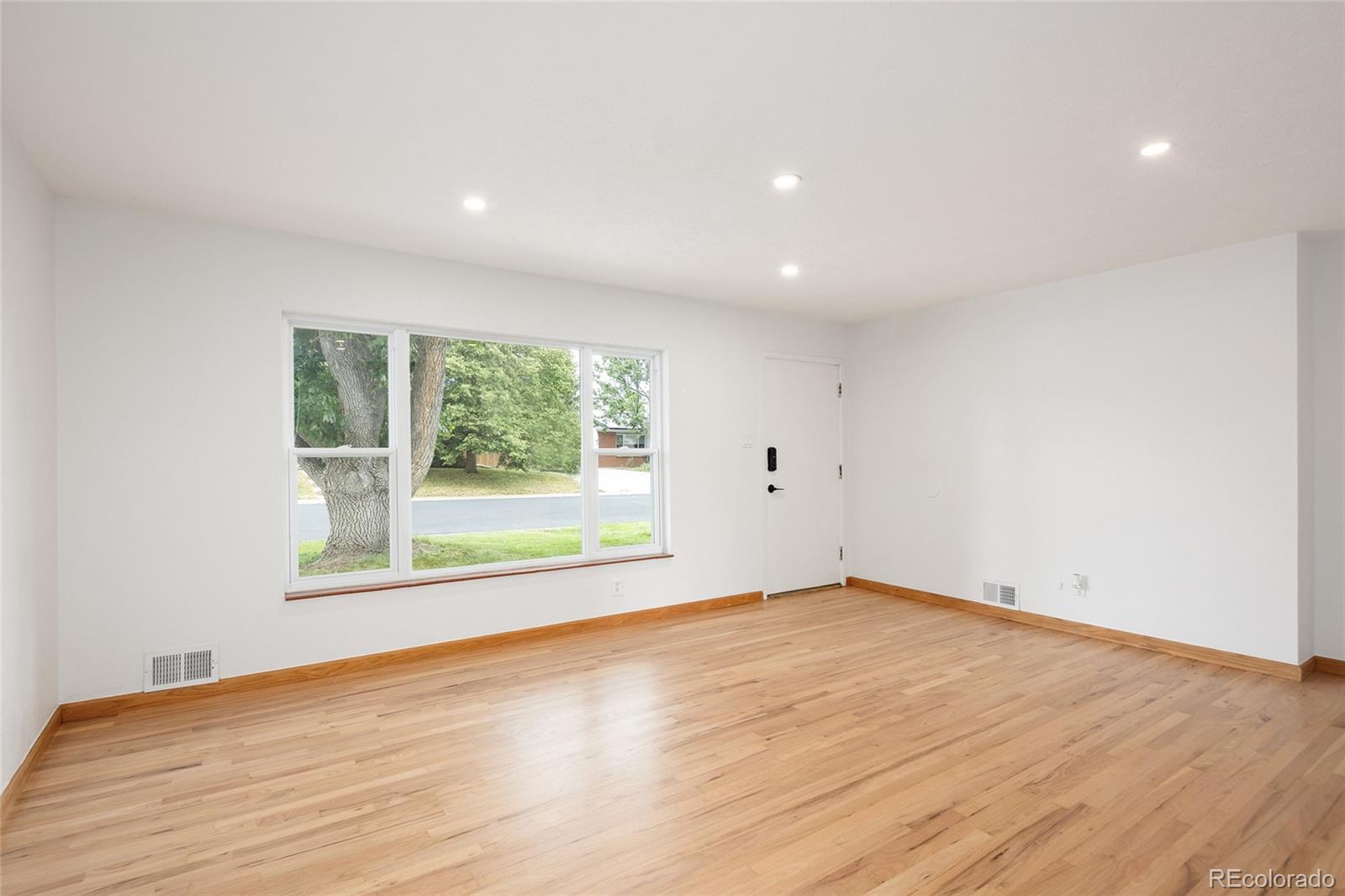MLS Image #5 for 30 s everett street,lakewood, Colorado