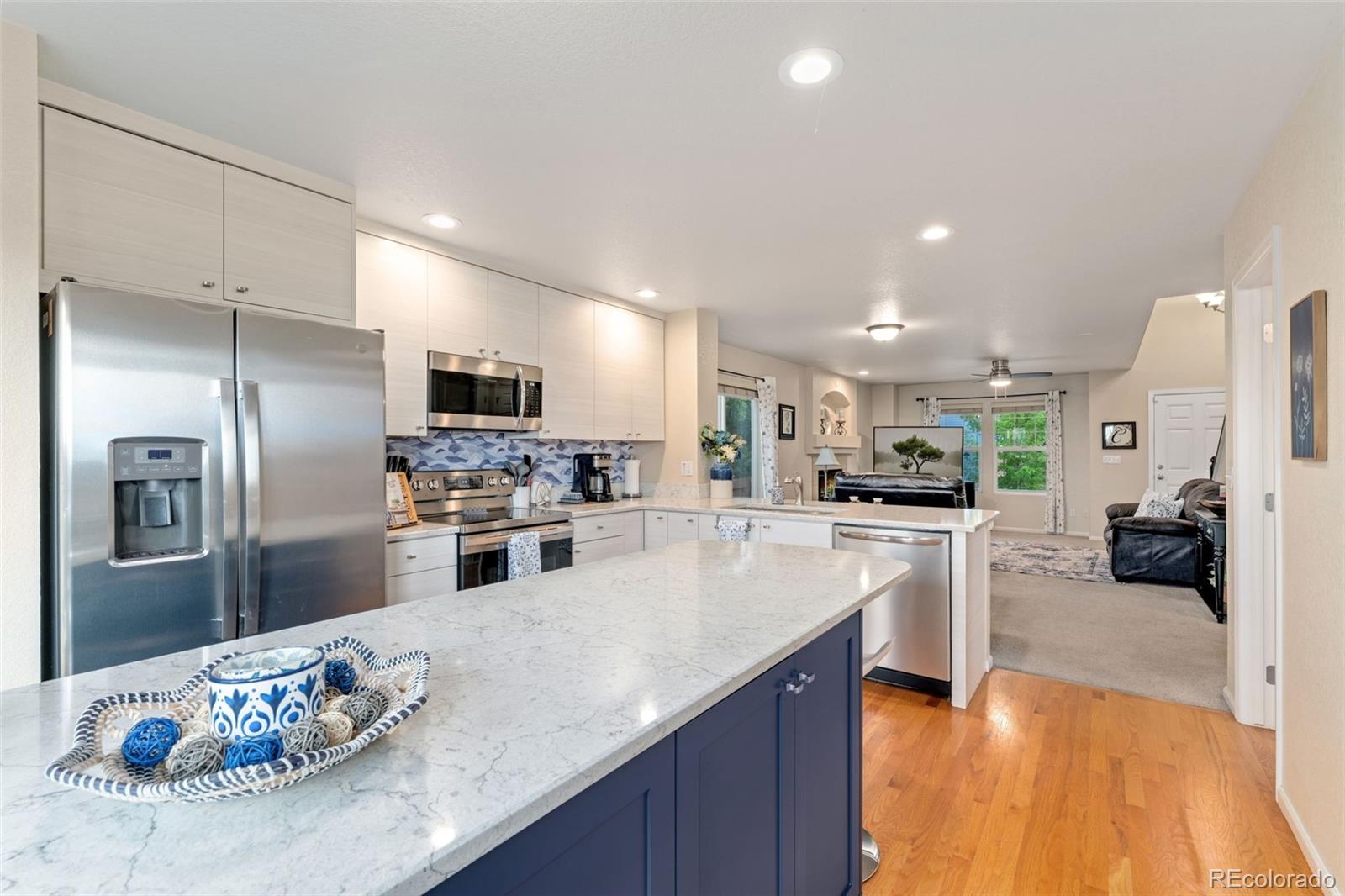 MLS Image #3 for 5729  hickory circle,longmont, Colorado