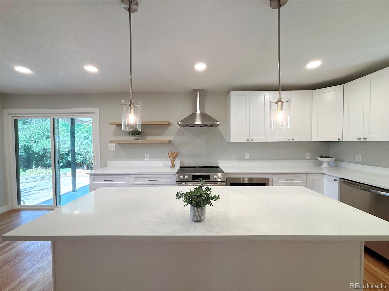 MLS Image #11 for 5915  simms street,arvada, Colorado