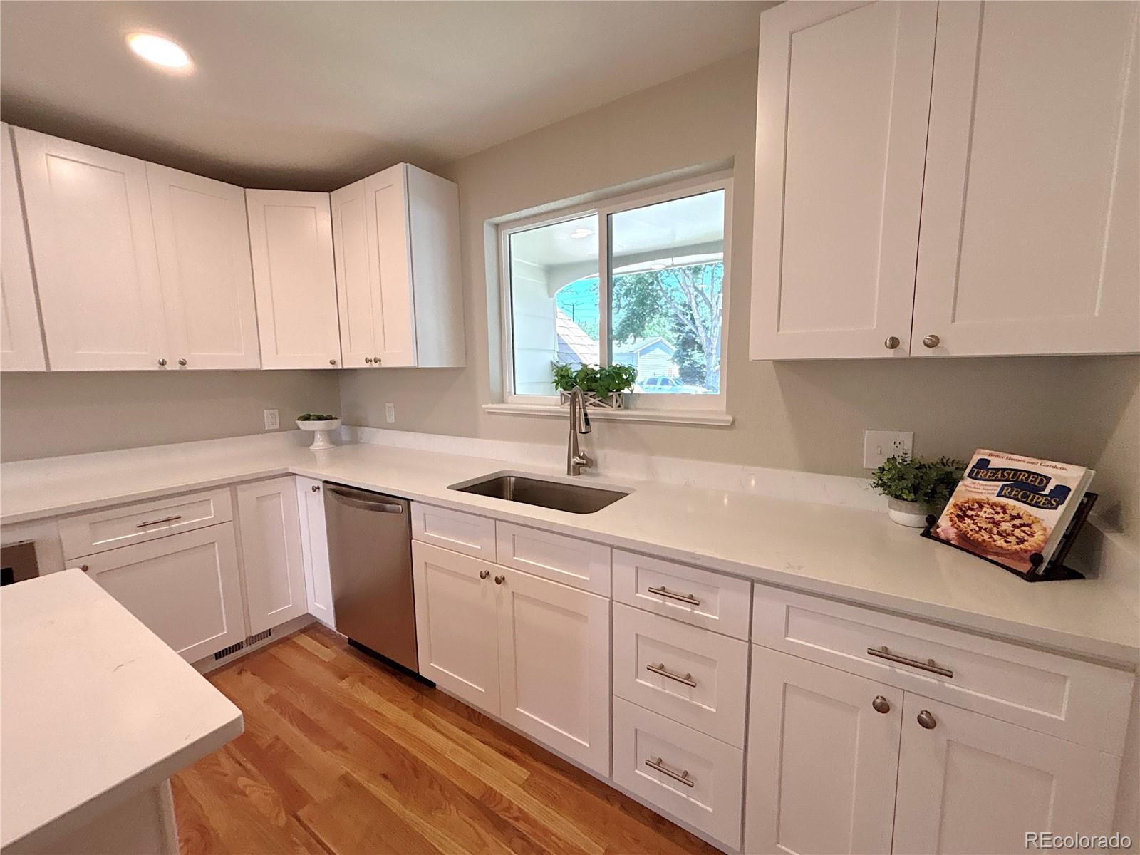 MLS Image #9 for 5915  simms street,arvada, Colorado