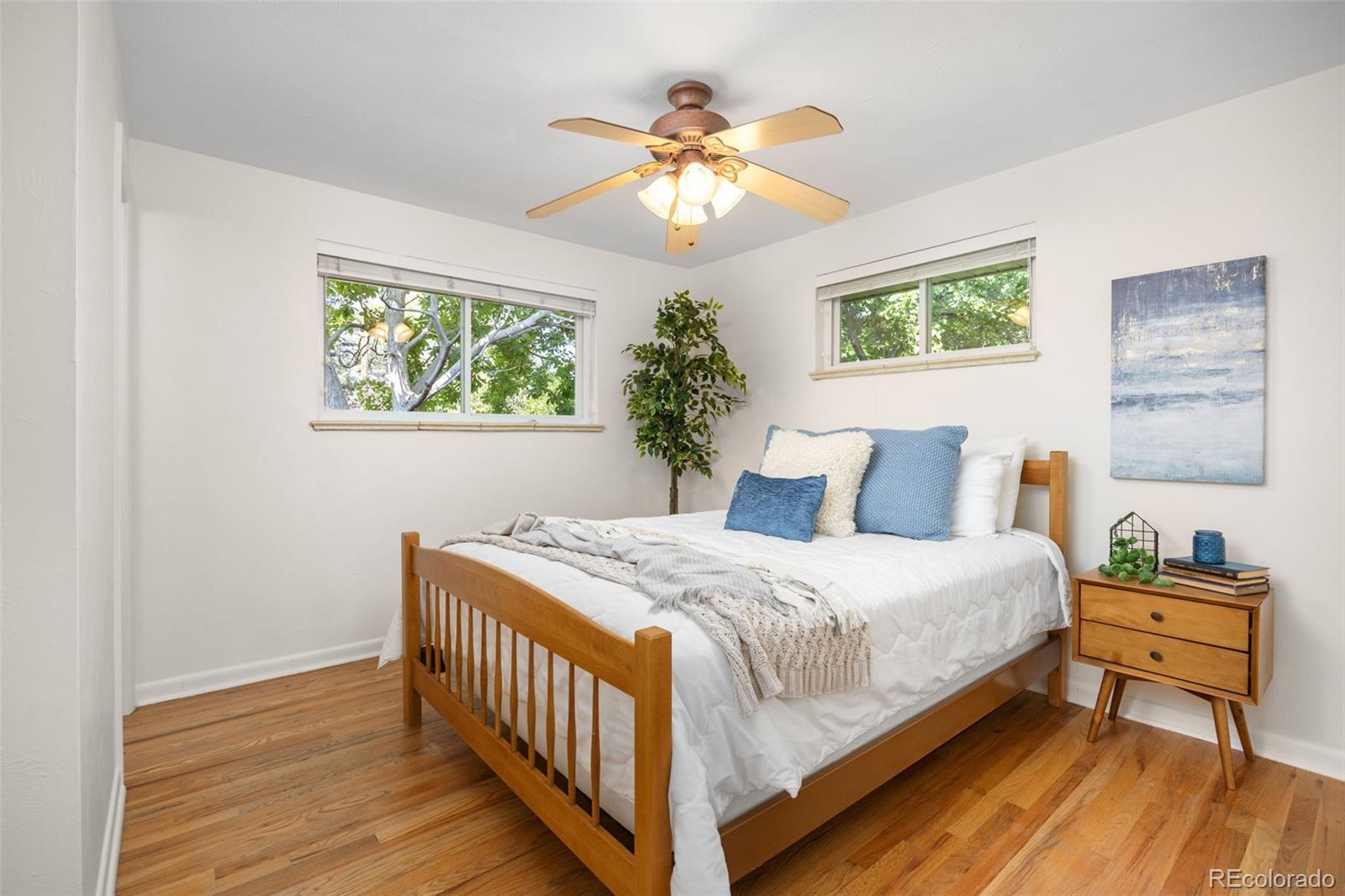 MLS Image #11 for 6869 s foresthill street,littleton, Colorado