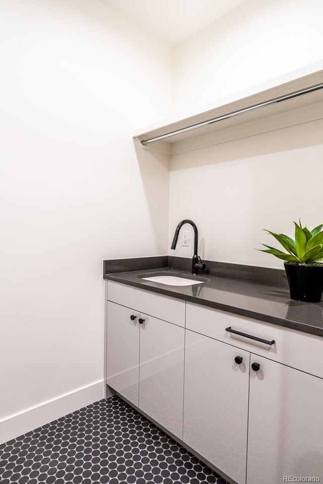 MLS Image #25 for 3087 s dexter way,denver, Colorado