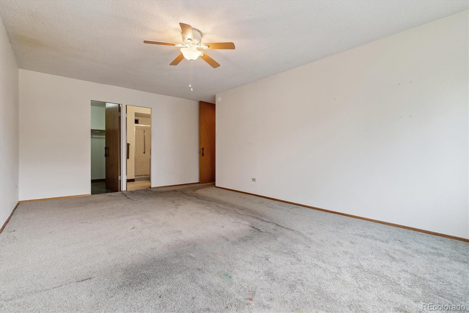 MLS Image #16 for 610 s clinton street,denver, Colorado
