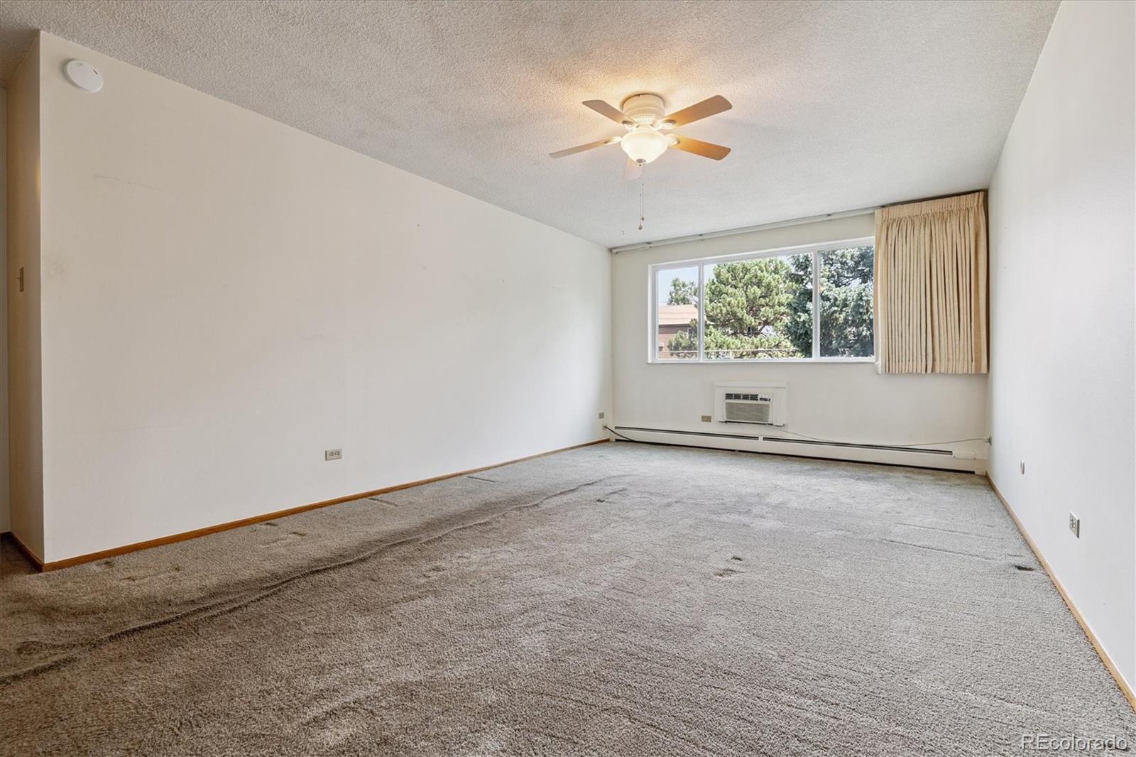 MLS Image #17 for 610 s clinton street,denver, Colorado