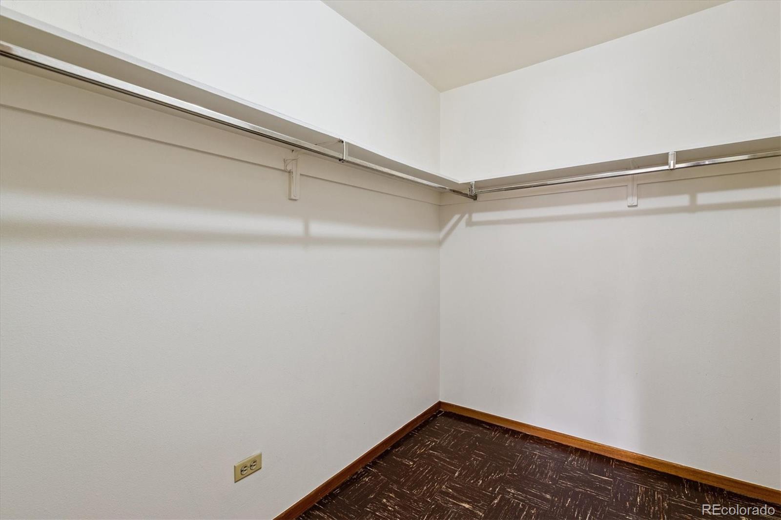 MLS Image #18 for 610 s clinton street,denver, Colorado