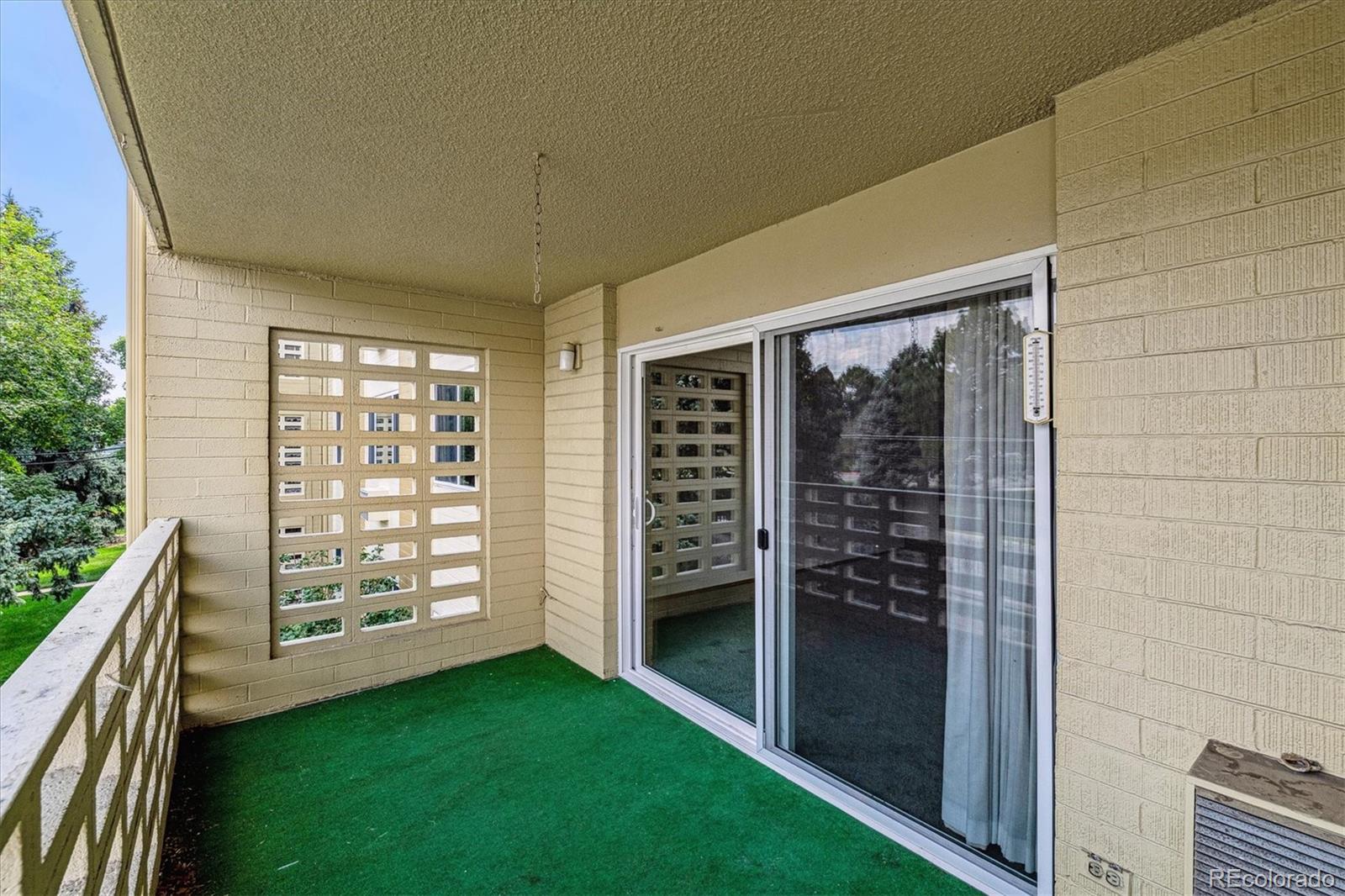MLS Image #21 for 610 s clinton street,denver, Colorado