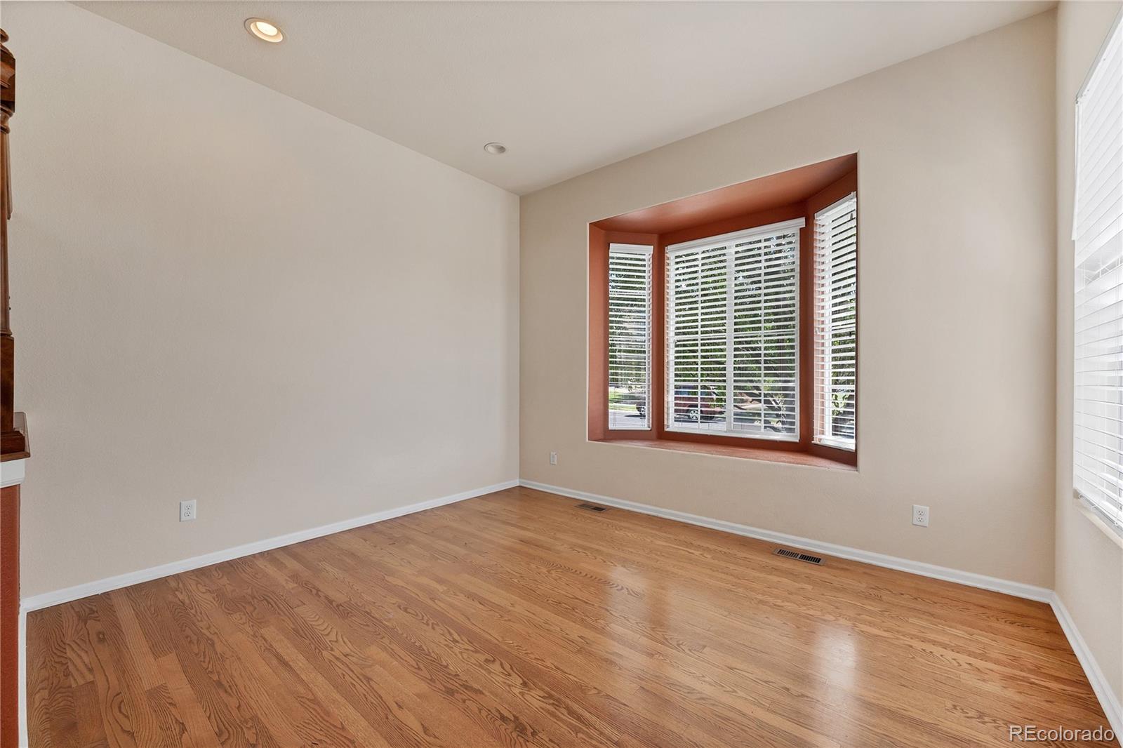 MLS Image #14 for 10121  rifle street,commerce city, Colorado