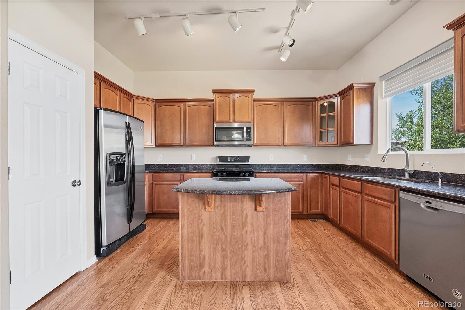 MLS Image #9 for 10121  rifle street,commerce city, Colorado