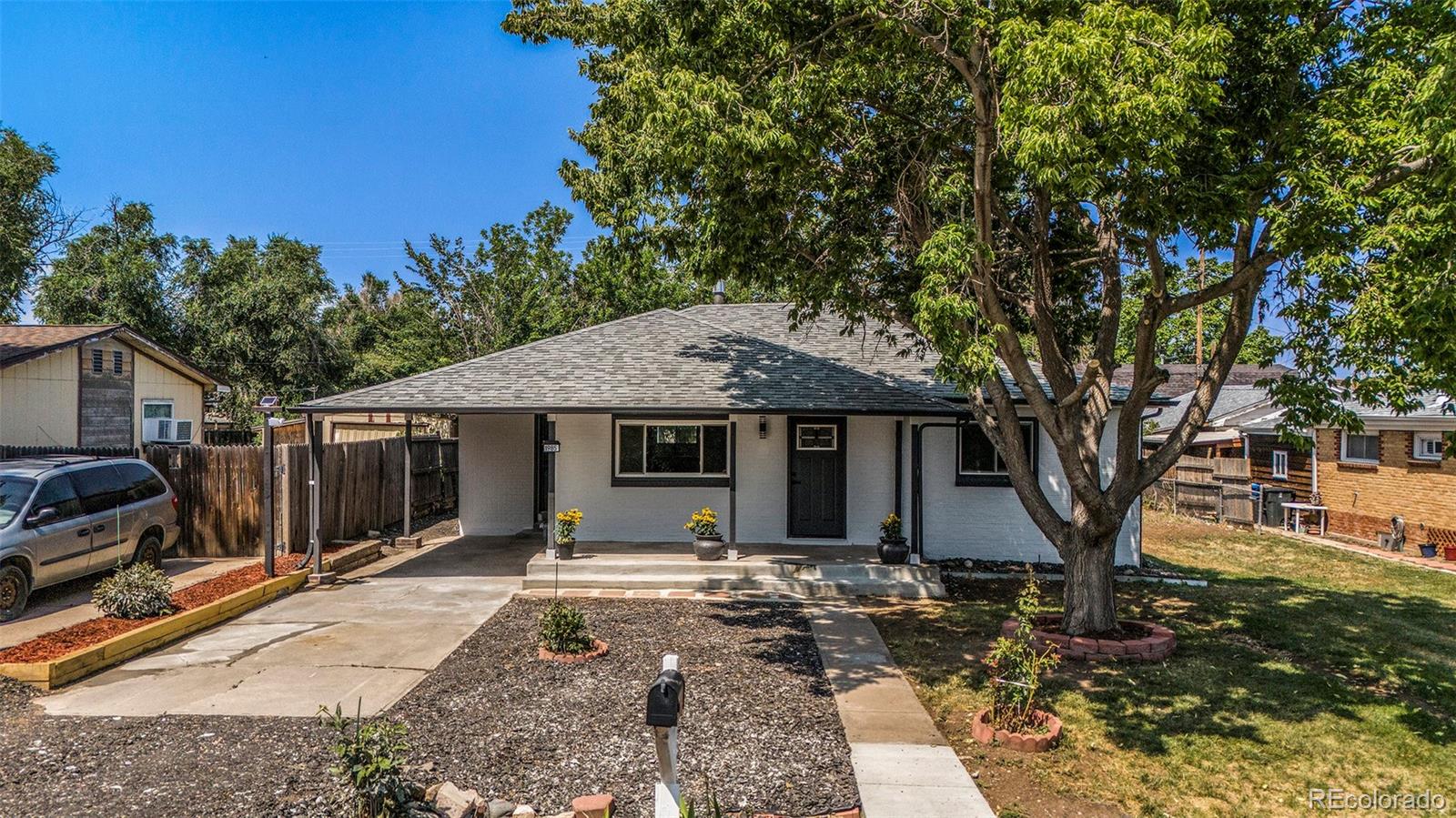 MLS Image #2 for 1985  blackhawk street,aurora, Colorado