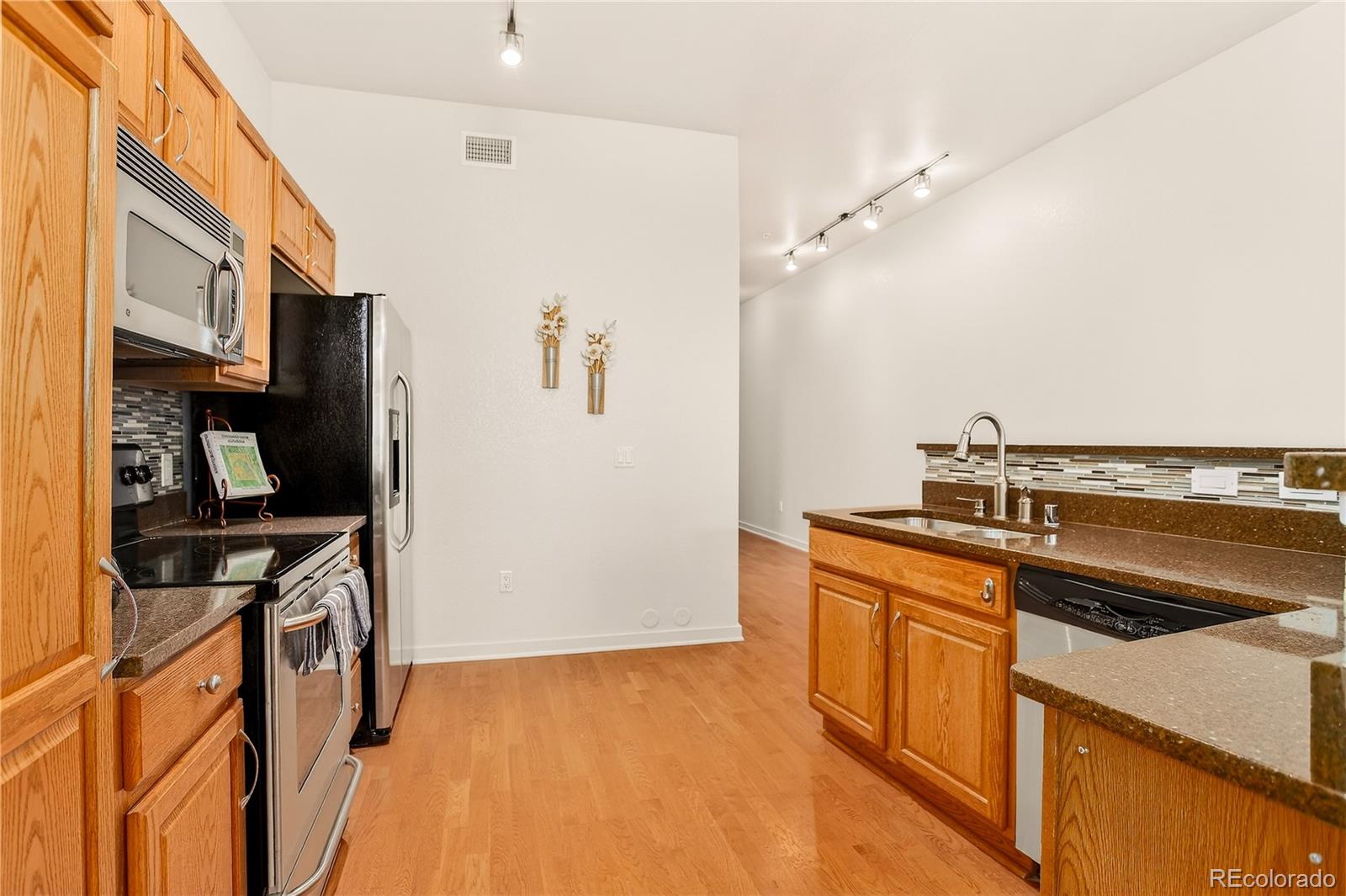 MLS Image #5 for 7240 w custer avenue 115,lakewood, Colorado