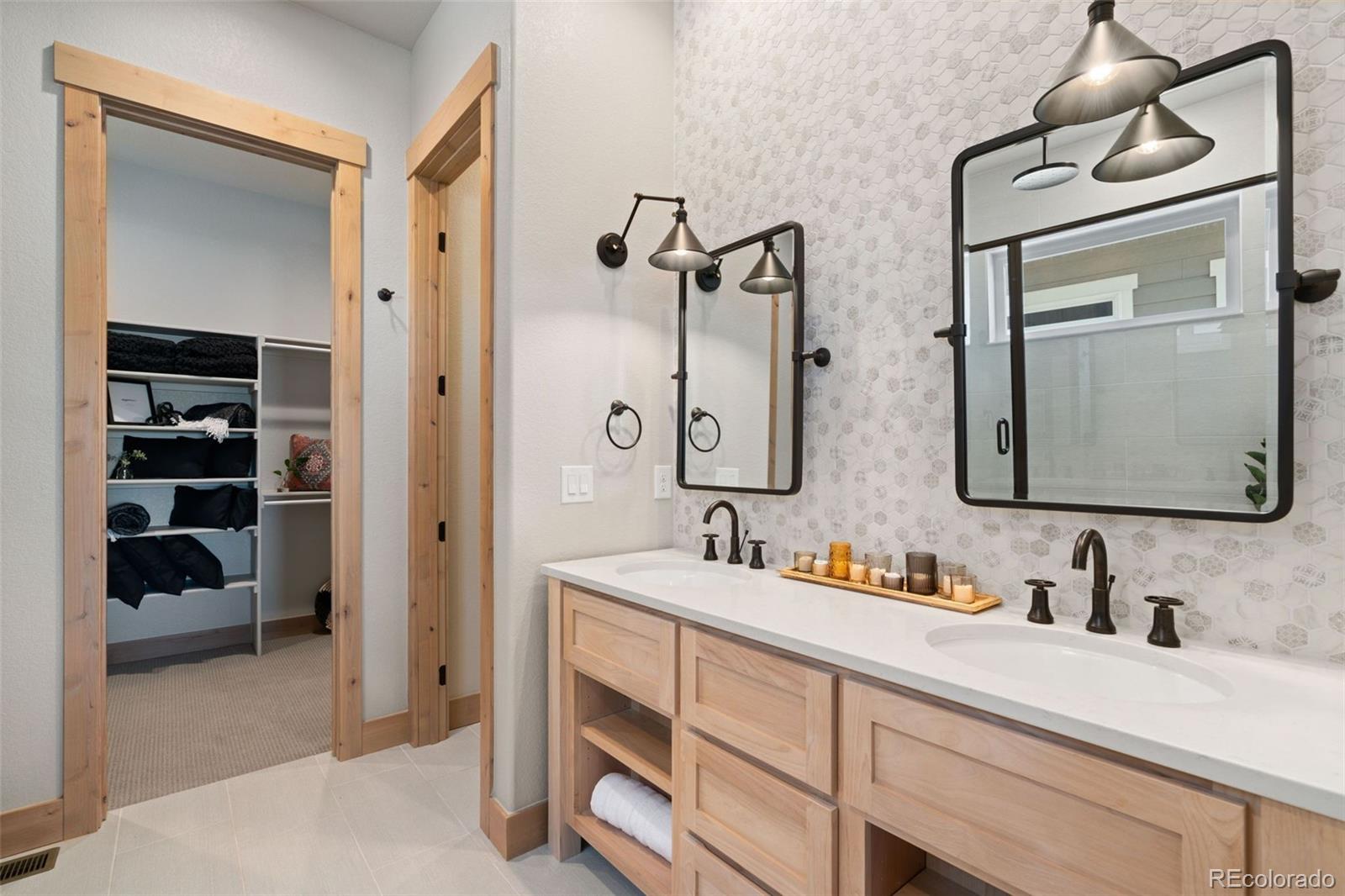 MLS Image #17 for 3661 n buchanan court,aurora, Colorado
