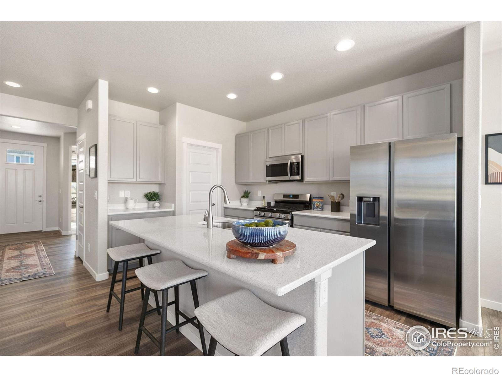 MLS Image #3 for 11  chipeta way,lochbuie, Colorado