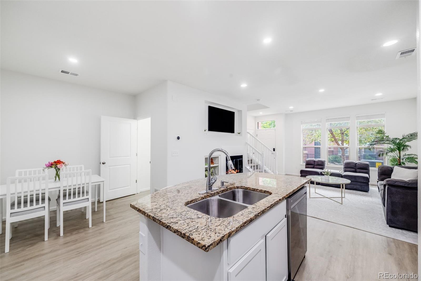 MLS Image #12 for 8935 e nichols place,centennial, Colorado