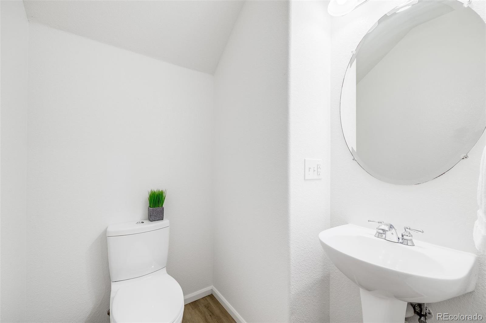MLS Image #15 for 8935 e nichols place,centennial, Colorado