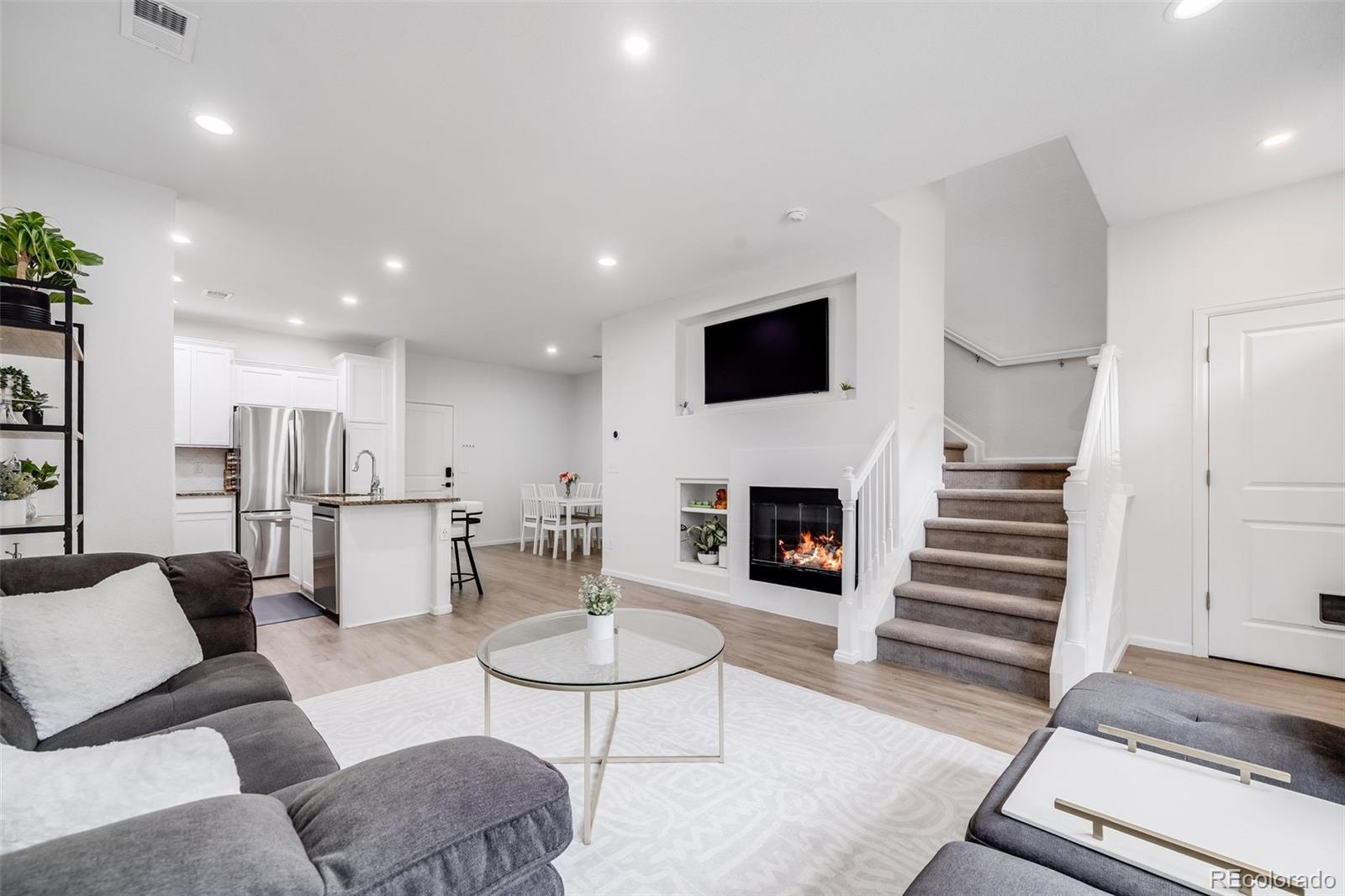 MLS Image #6 for 8935 e nichols place,centennial, Colorado