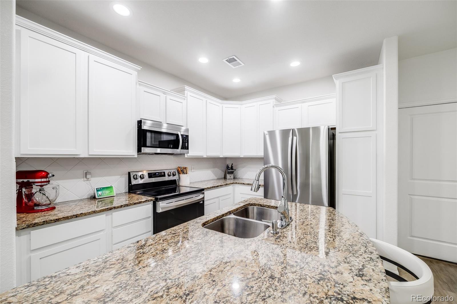 MLS Image #9 for 8935 e nichols place,centennial, Colorado