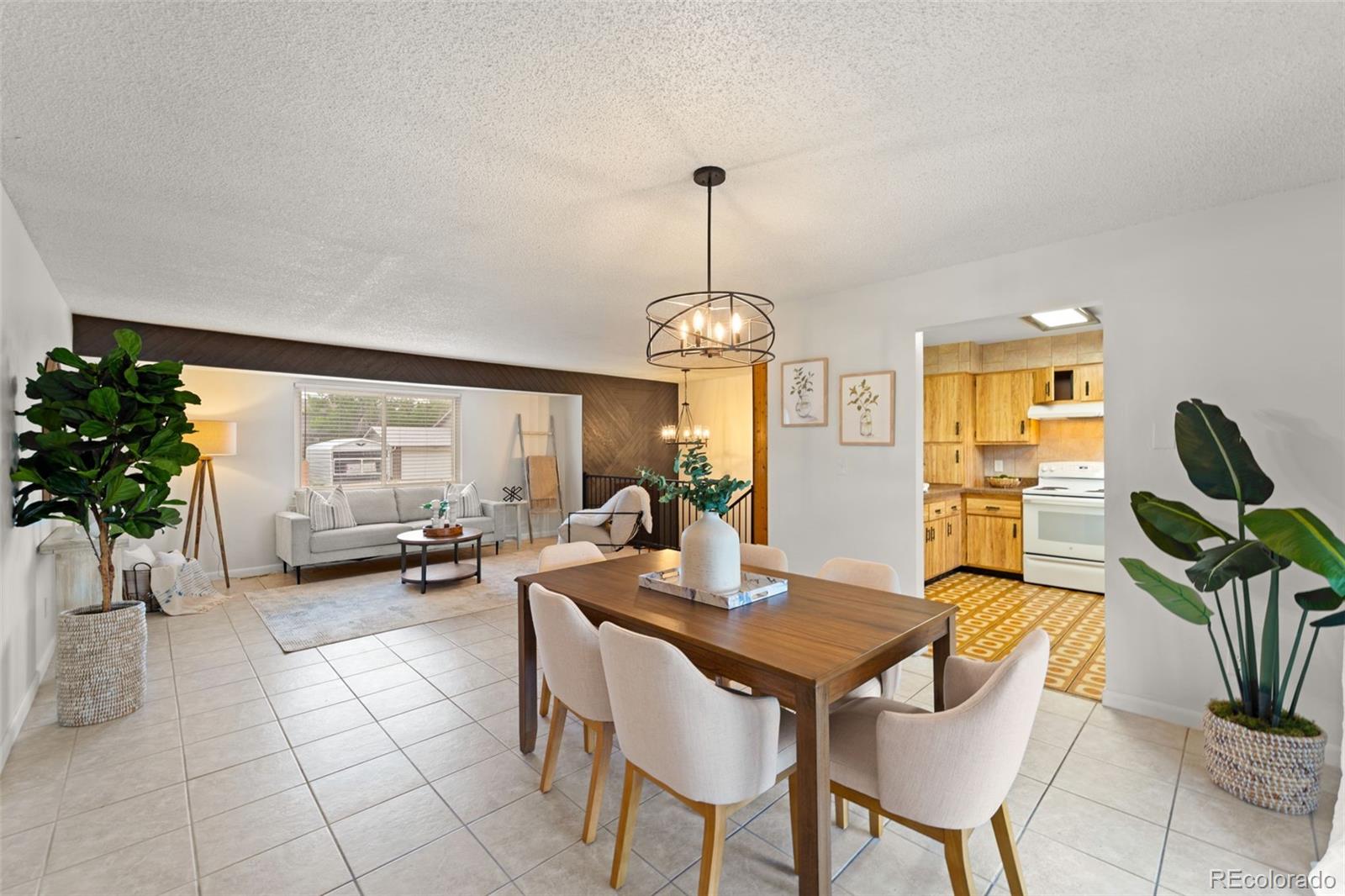 MLS Image #11 for 1298  kachina drive,colorado springs, Colorado